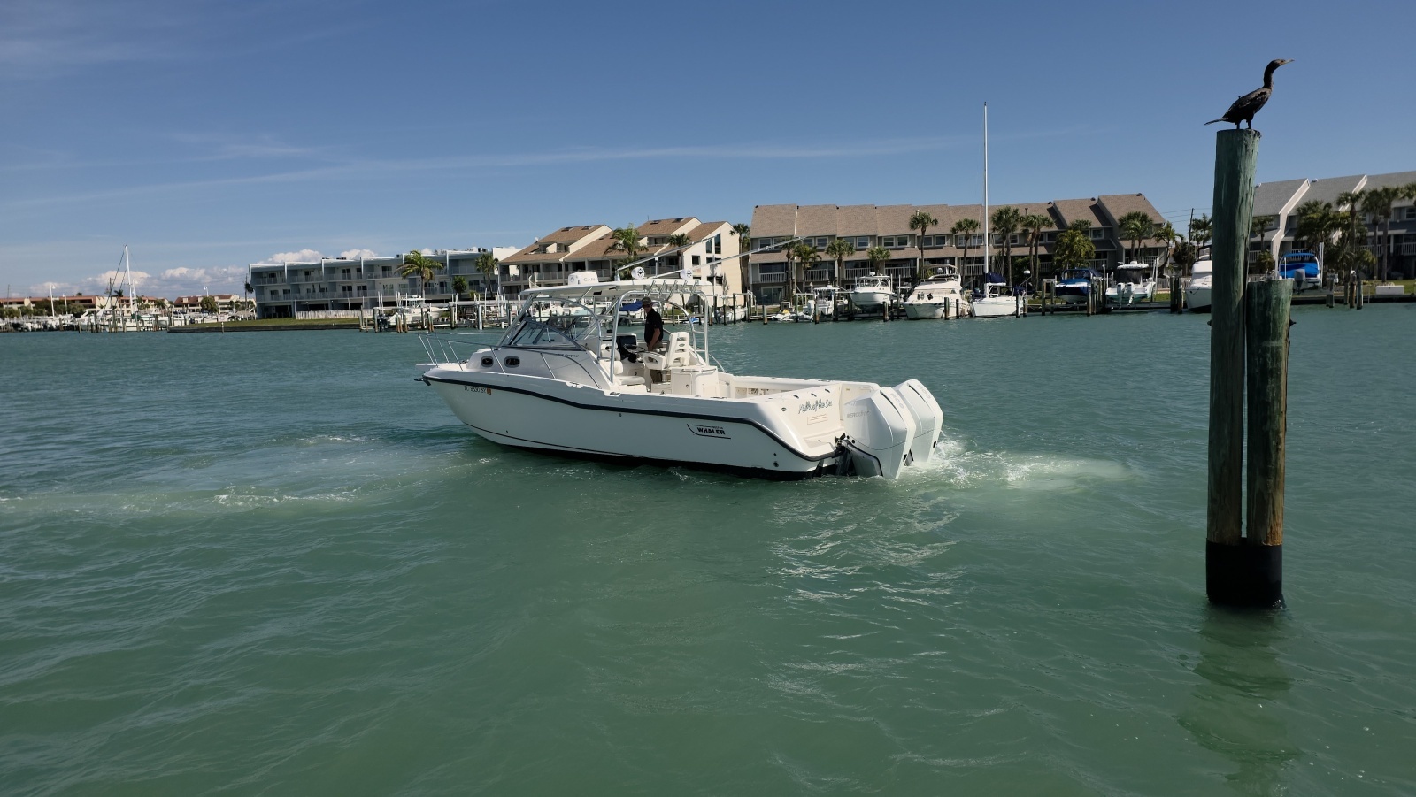 2007 Boston Whaler 305 Conquest