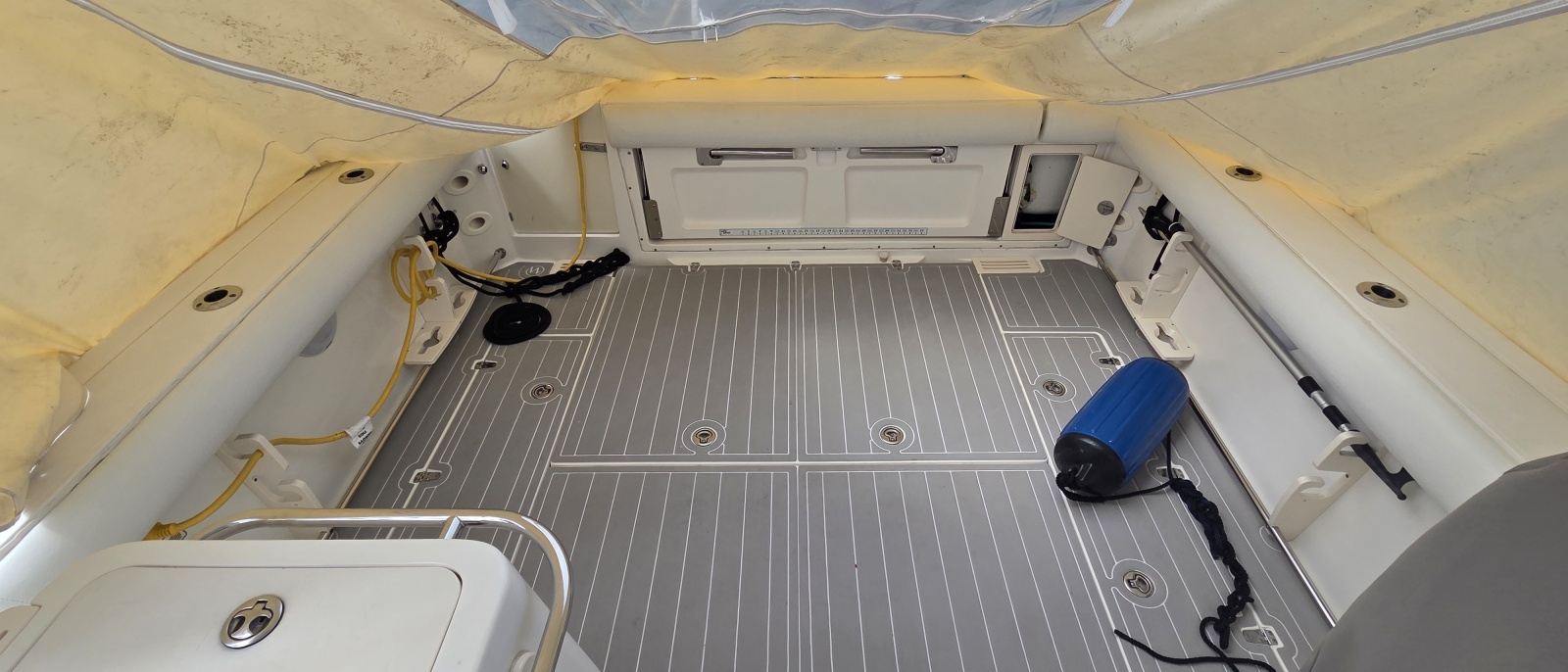 2007 Boston Whaler 305 Conquest