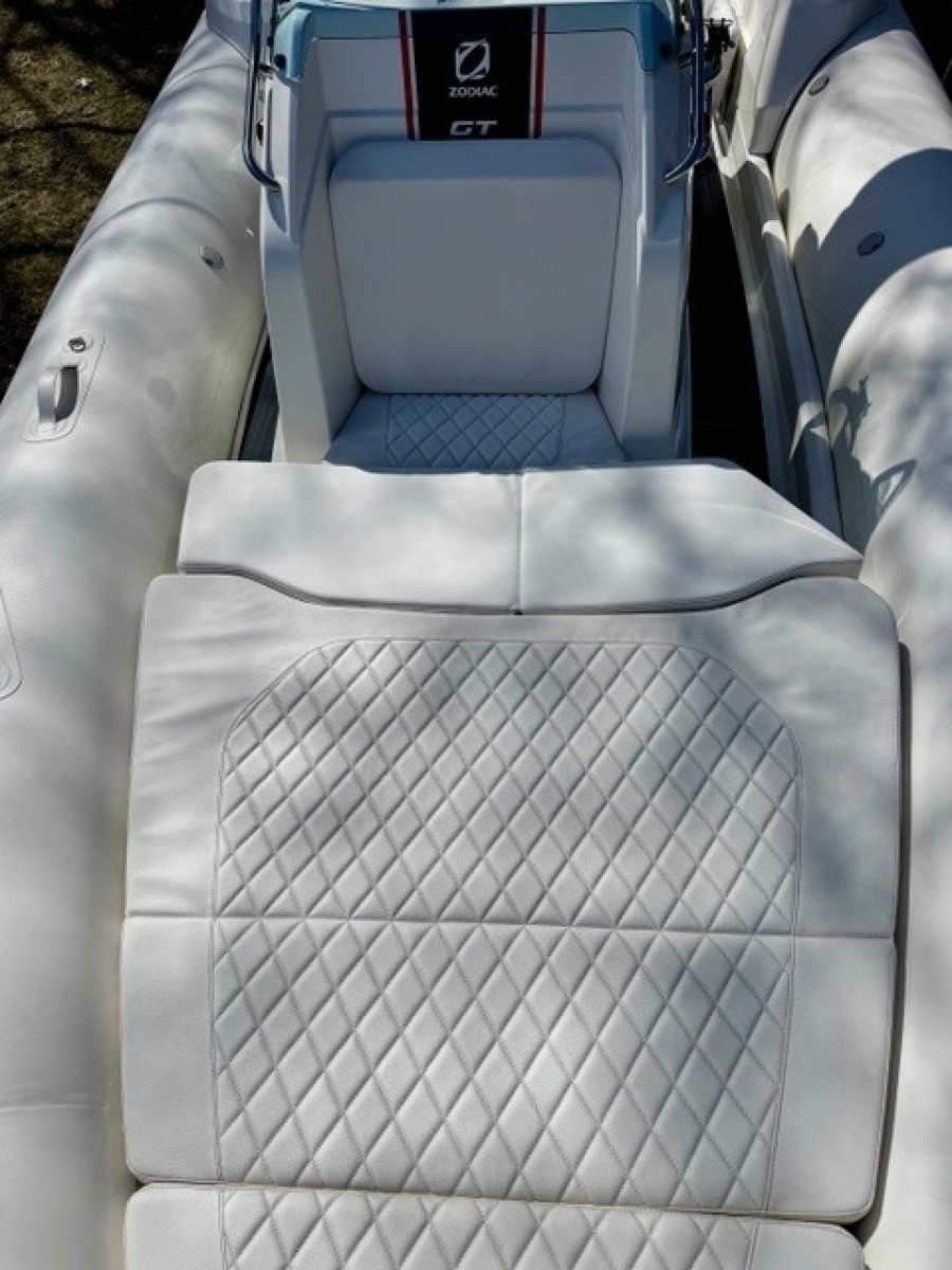 24ft Zodiac Yacht For Sale