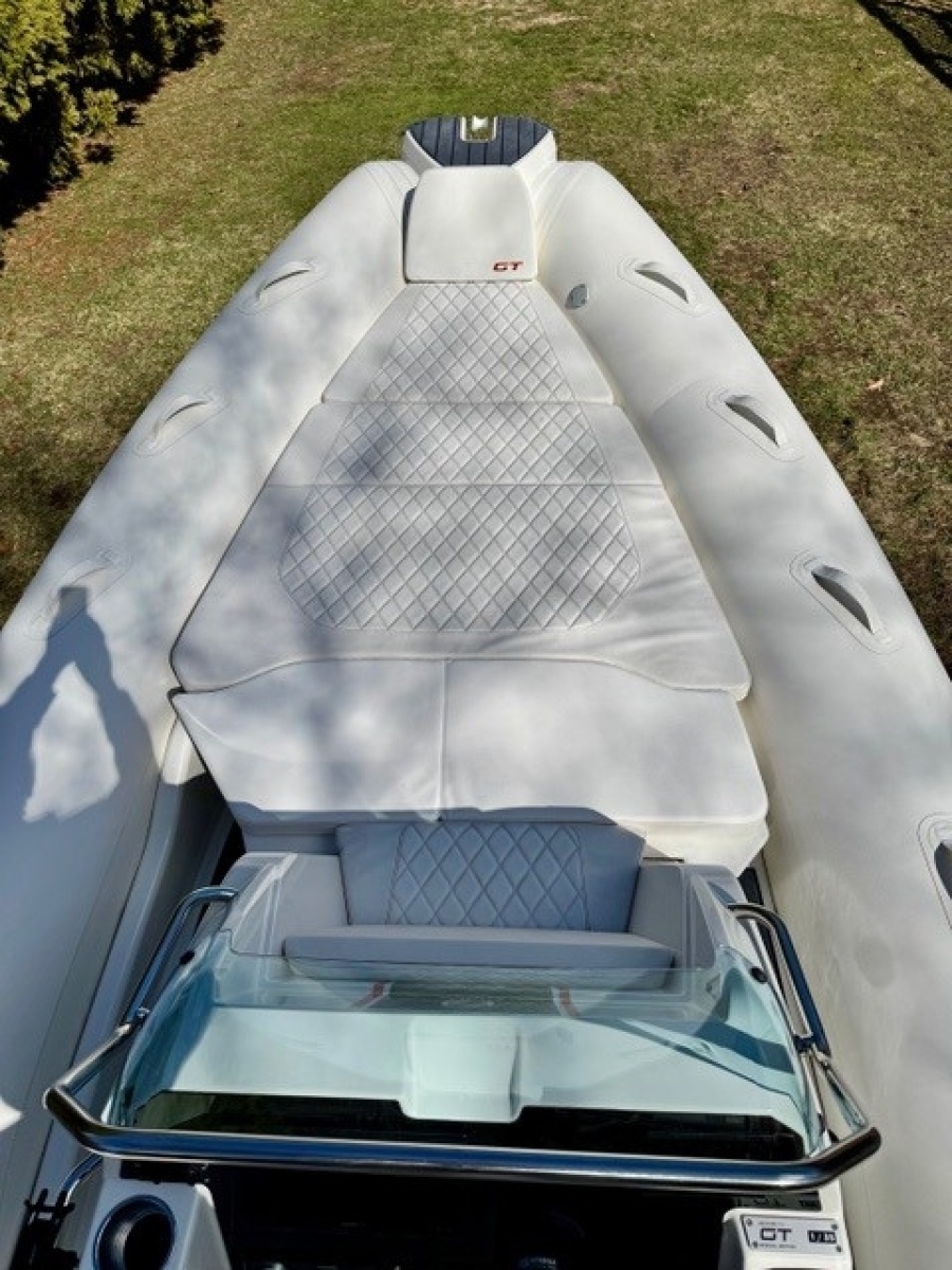 24ft Zodiac Yacht For Sale