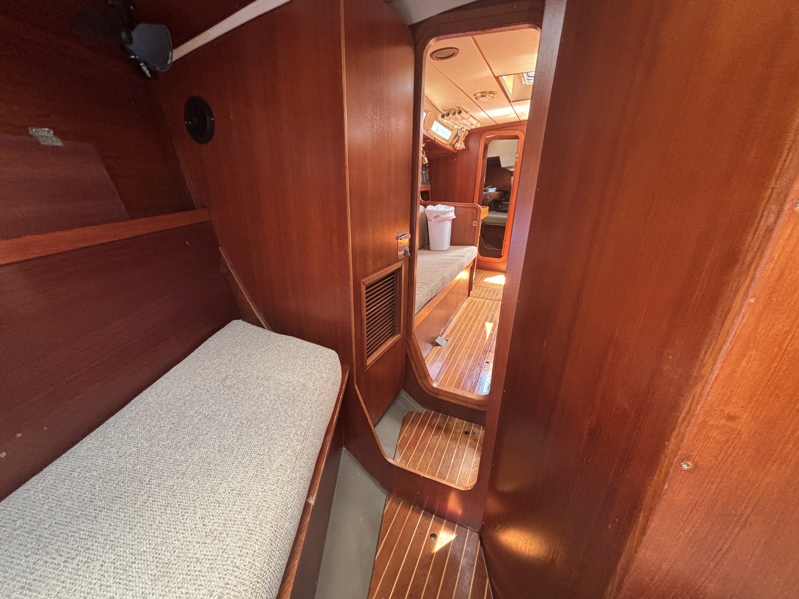 LA BREZZA 39ft Grand Soleil Yacht For Sale