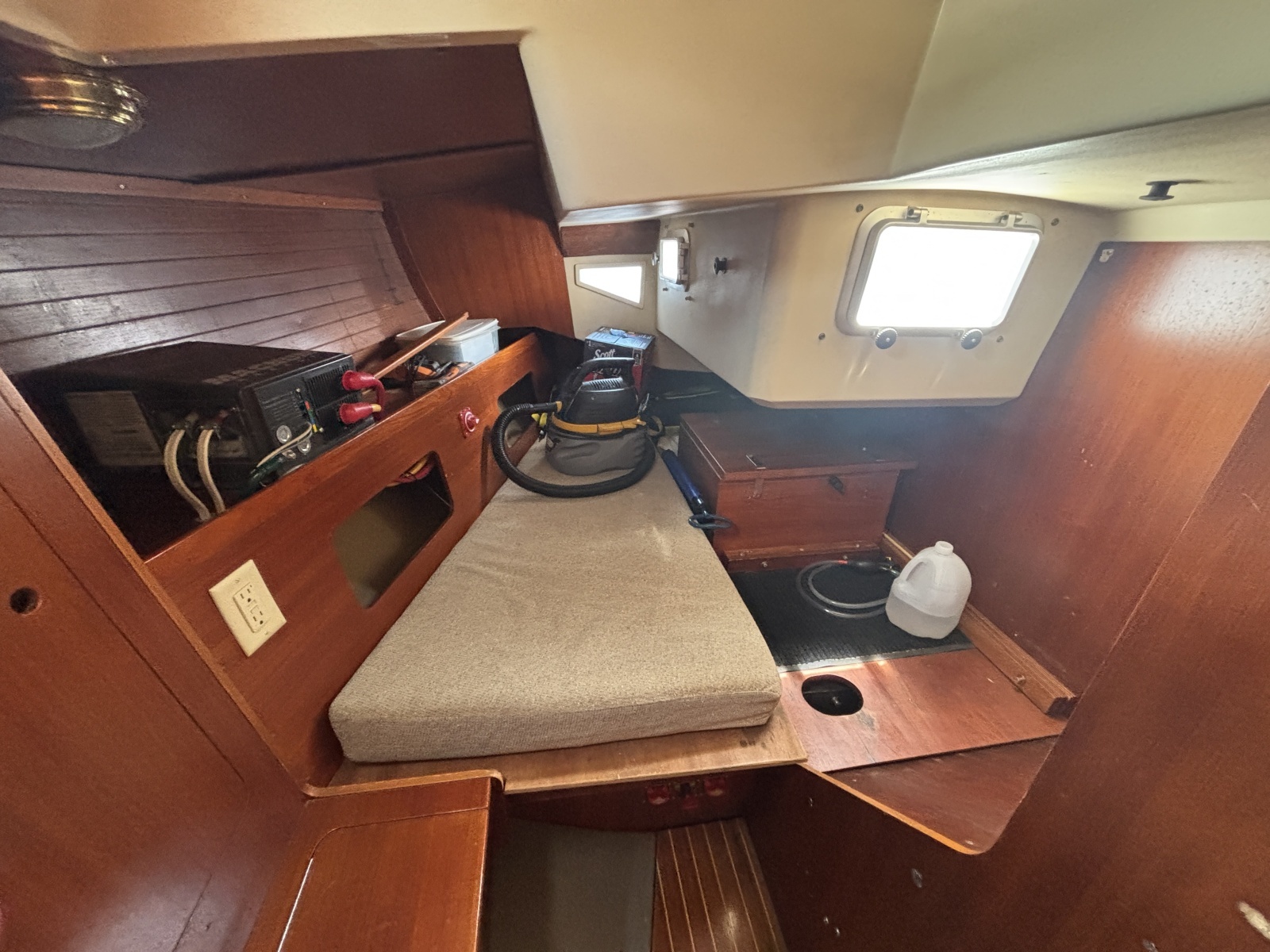 LA BREZZA 39ft Grand Soleil Yacht For Sale