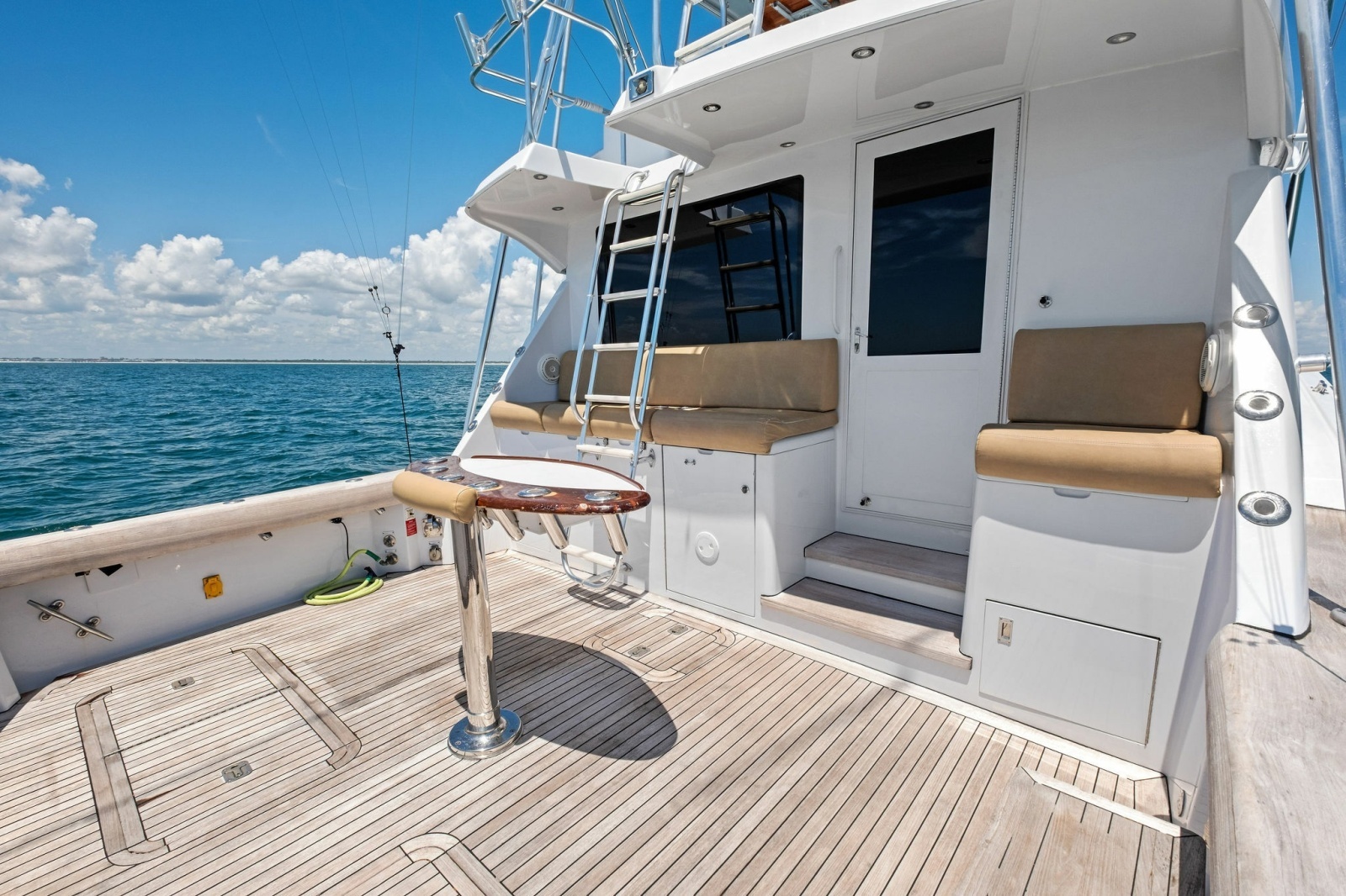 1998 Hatteras Sport Fisherman