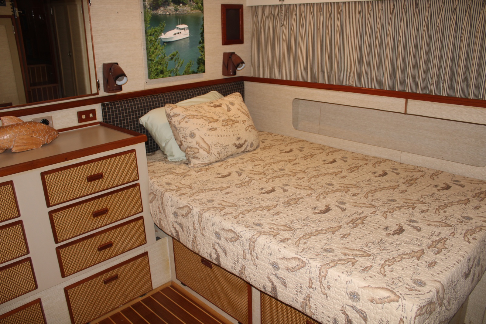 42 ft Bertram - Master Cabin