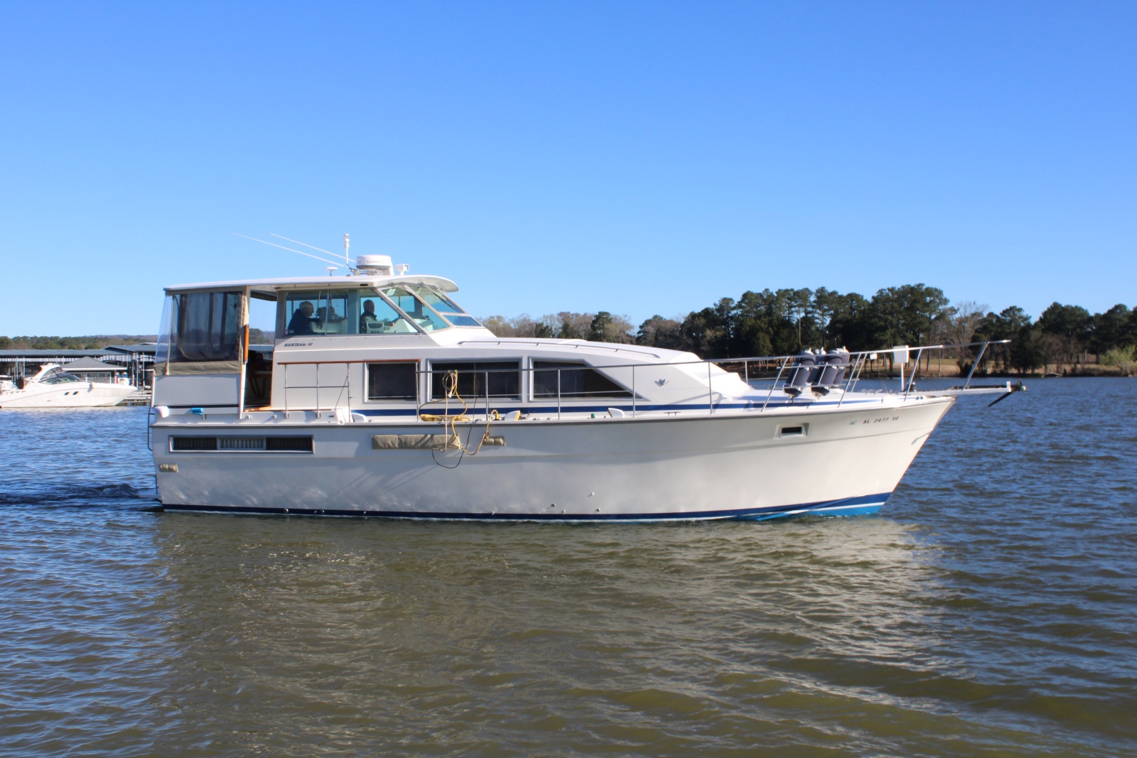 42 ft Bertram - Starboard Side View