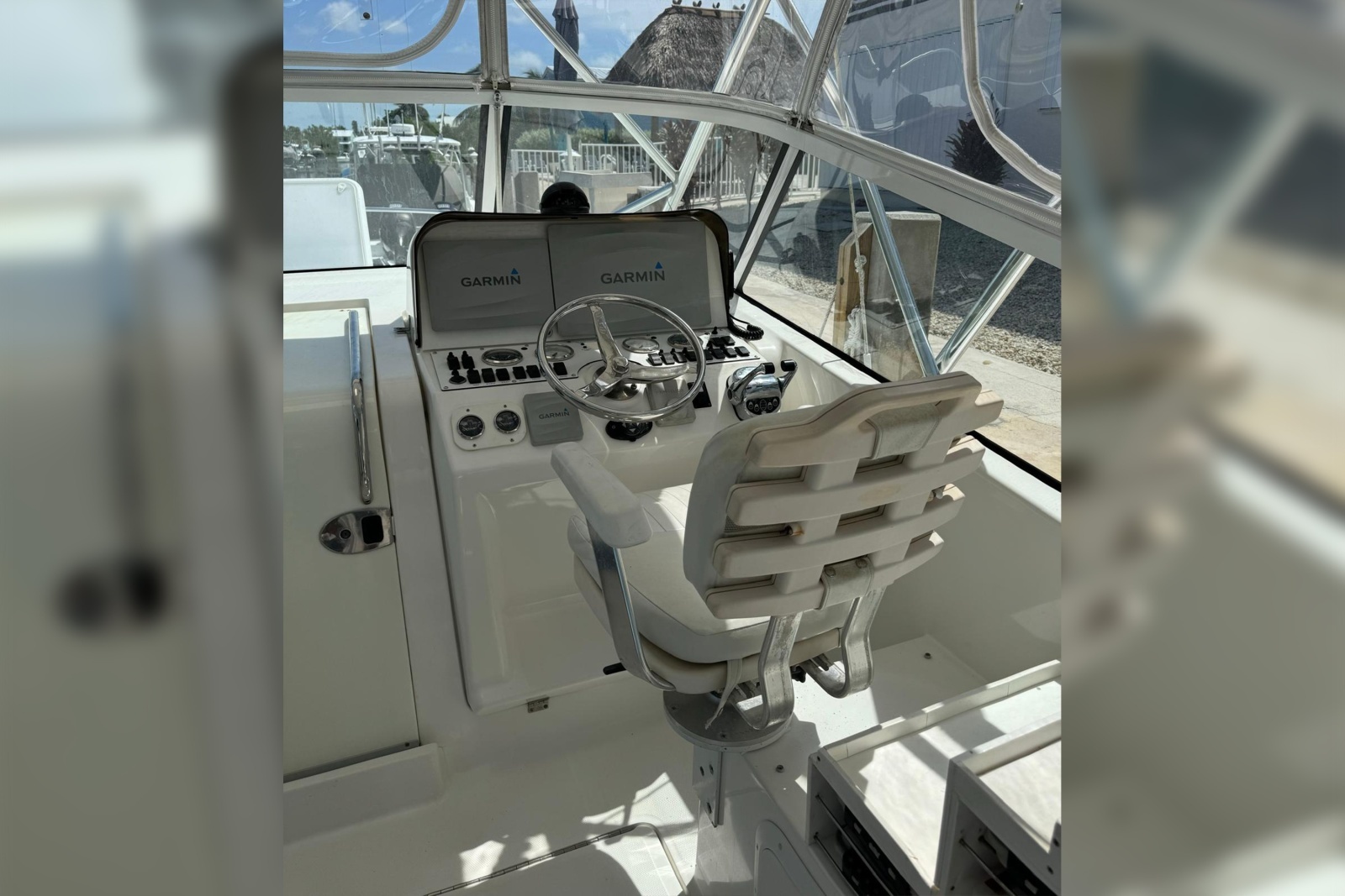 2006 Luhrs 28 Open