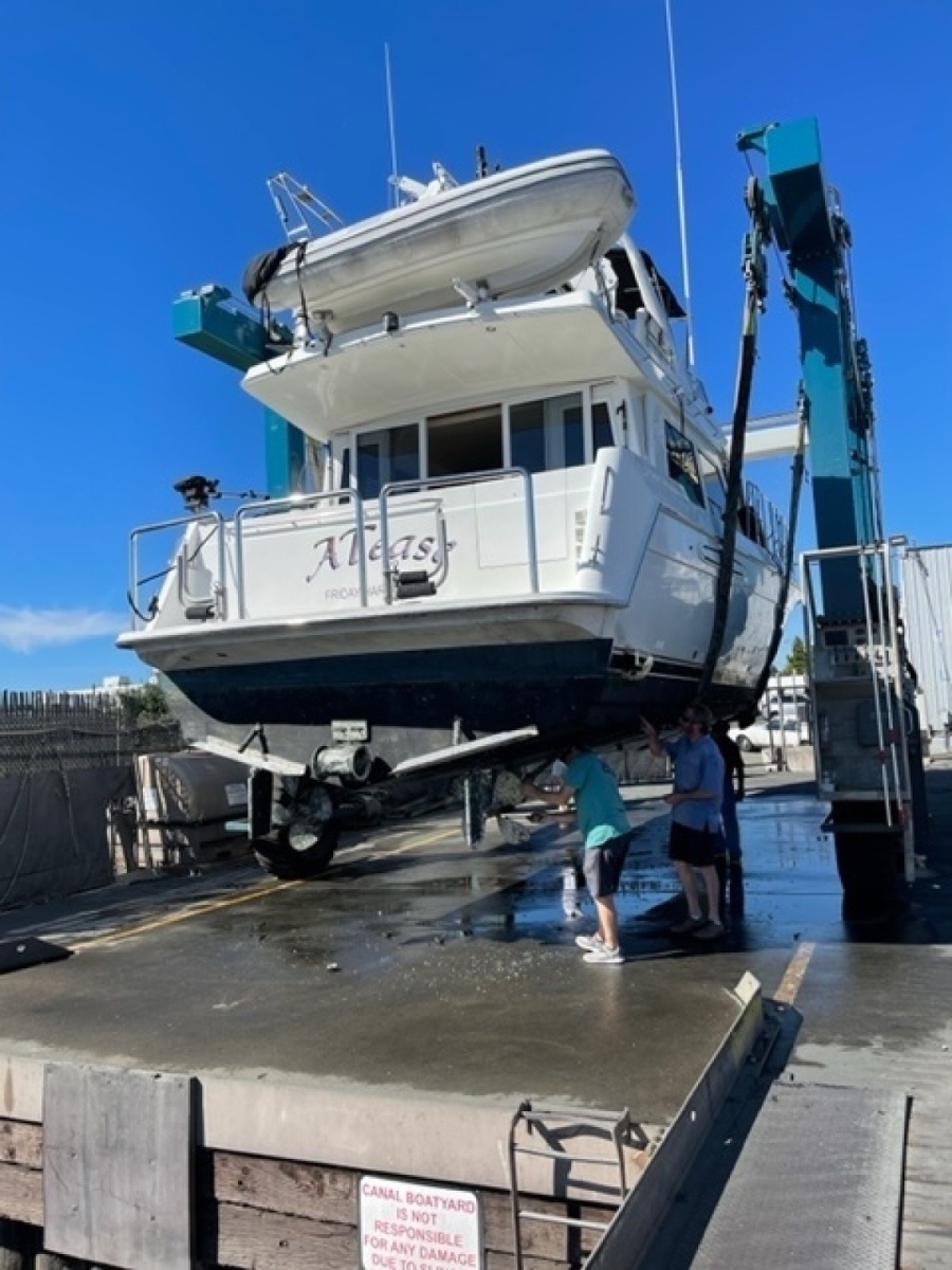 LADY CAPTIVA 48ft Navigator Yacht For Sale