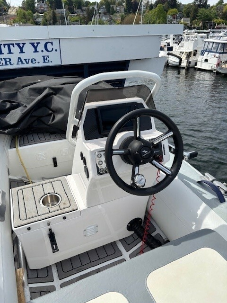 LADY CAPTIVA 48ft Navigator Yacht For Sale