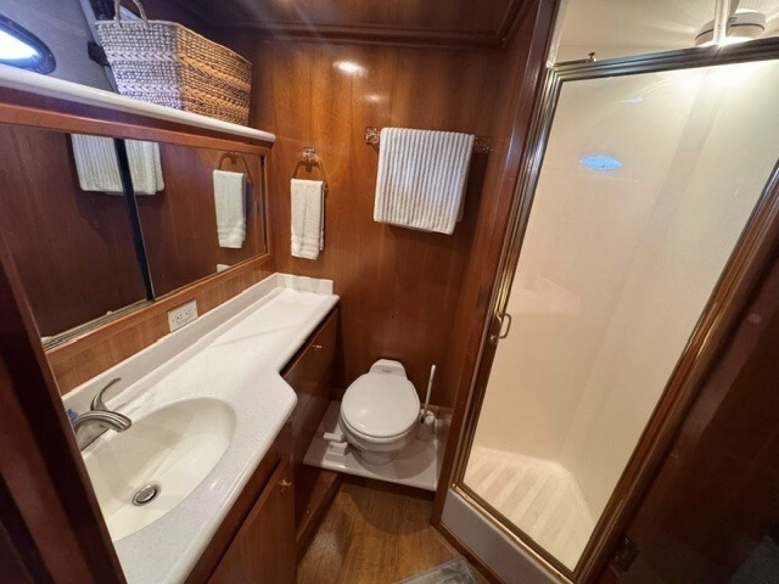 LADY CAPTIVA 48ft Navigator Yacht For Sale