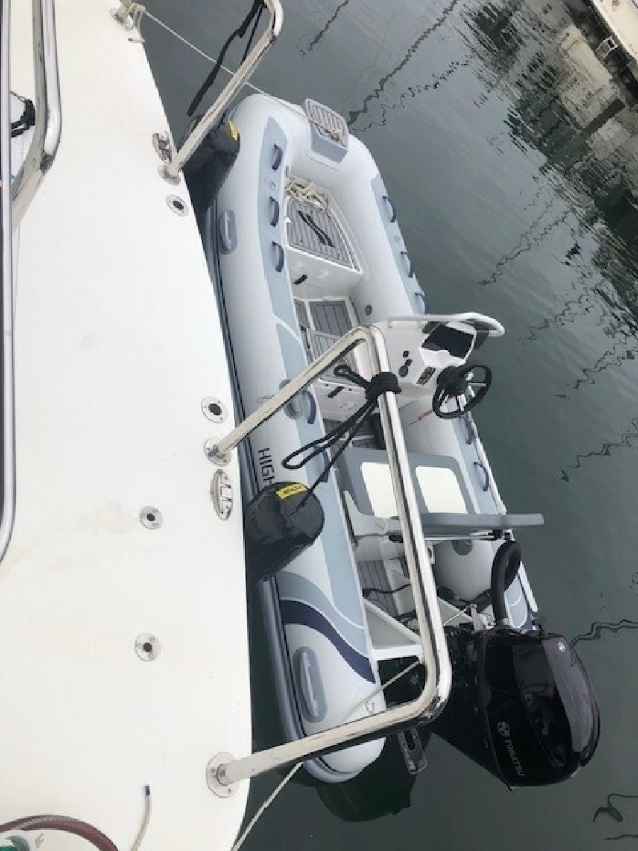 2001 Navigator Pilothouse