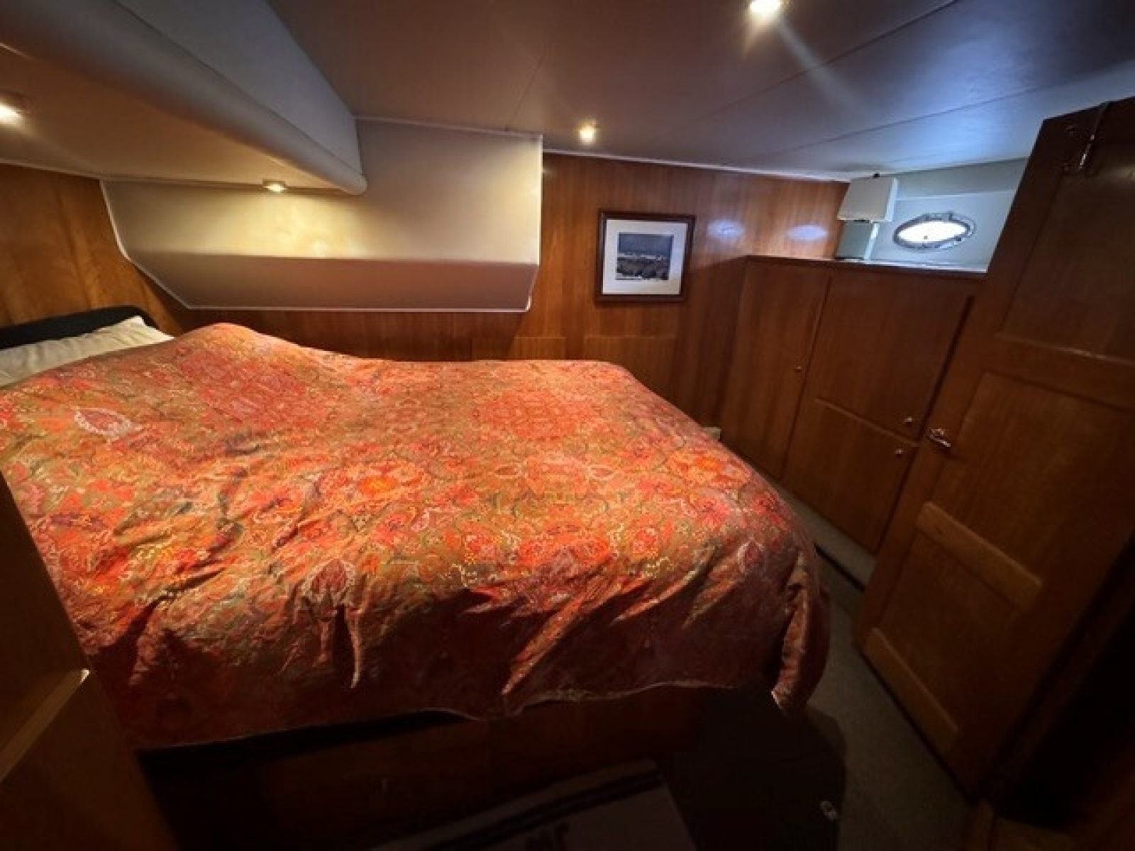 LADY CAPTIVA 48ft Navigator Yacht For Sale
