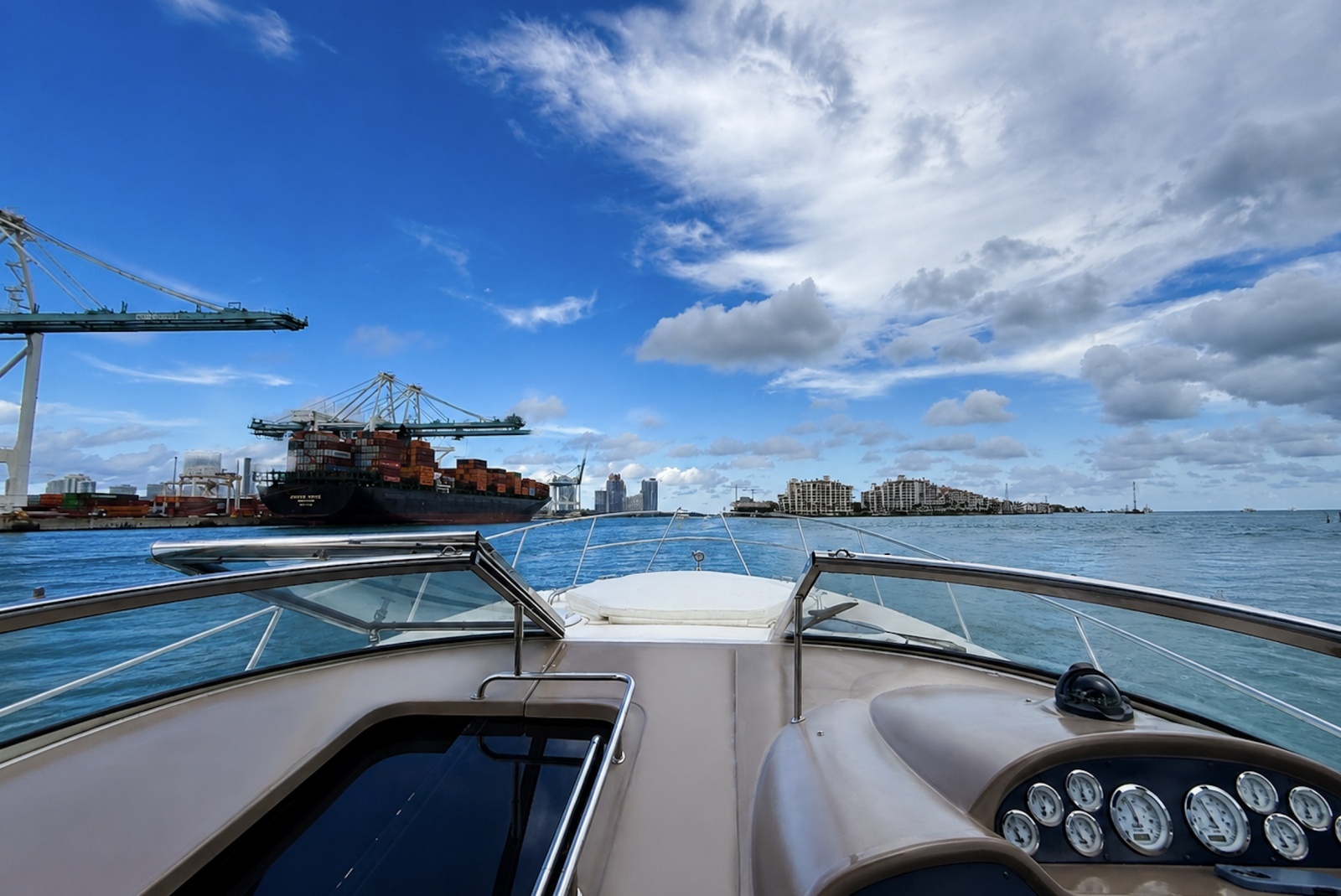 38ft Regal Yacht For Sale