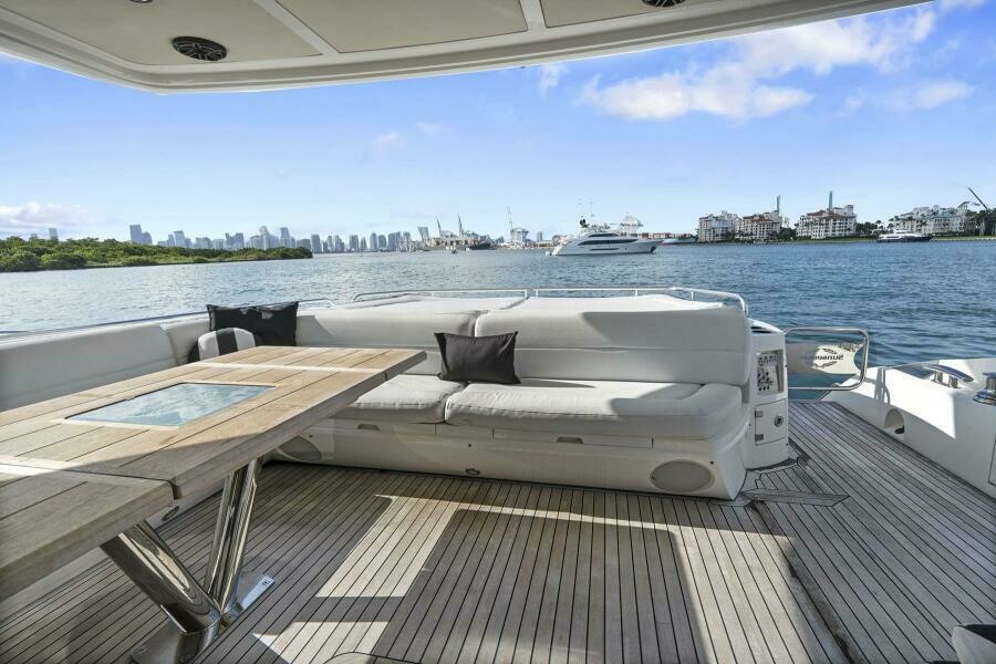 2015 Sunseeker Sport Yacht