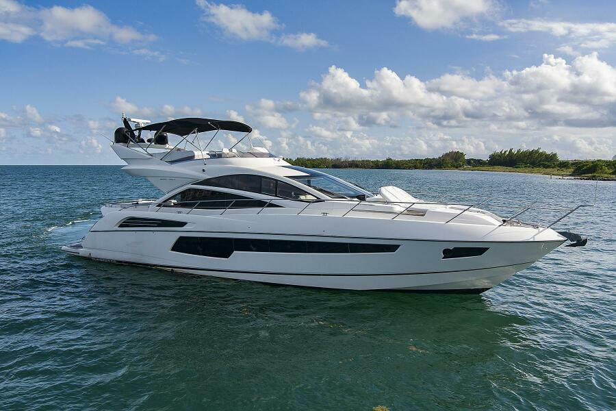 2015 Sunseeker Sport Yacht
