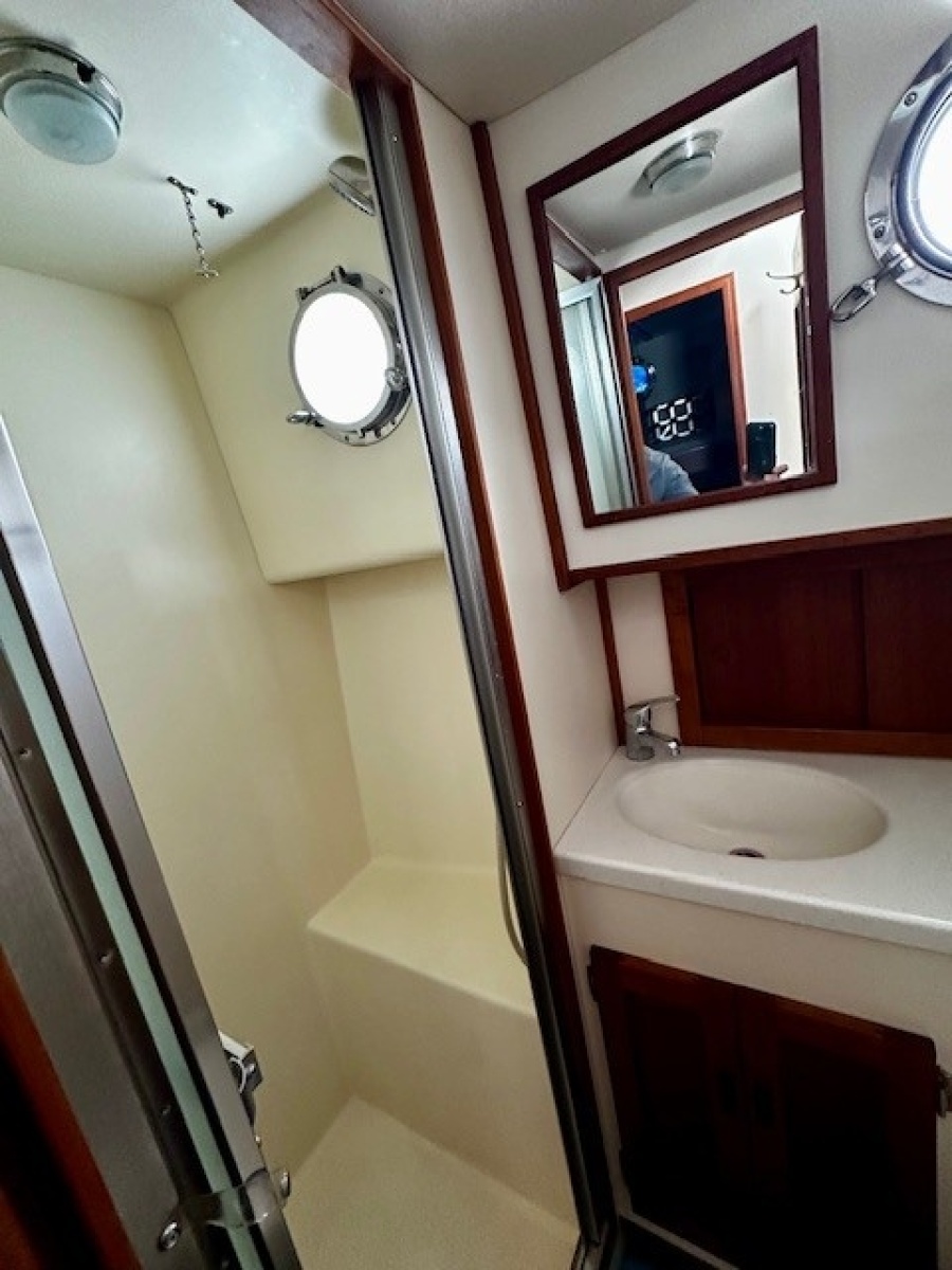 2006 Nordic Tugs 37