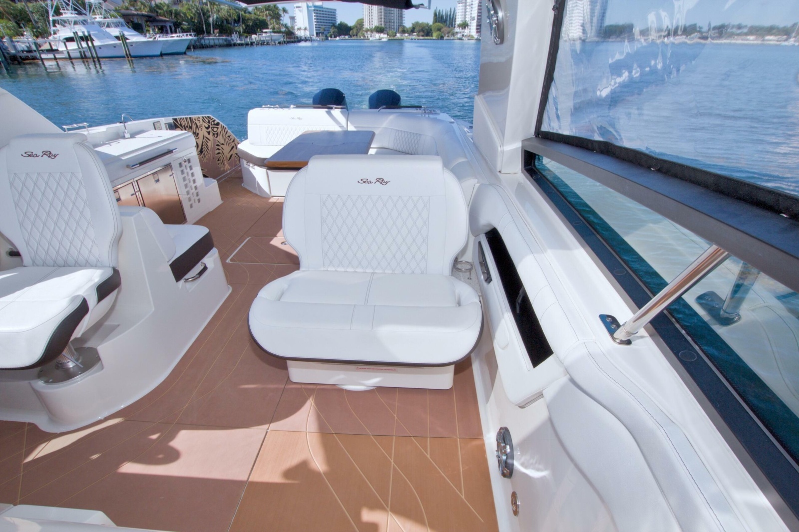 Kelly s Buoys 40ft Sea Ray Yacht For Sale