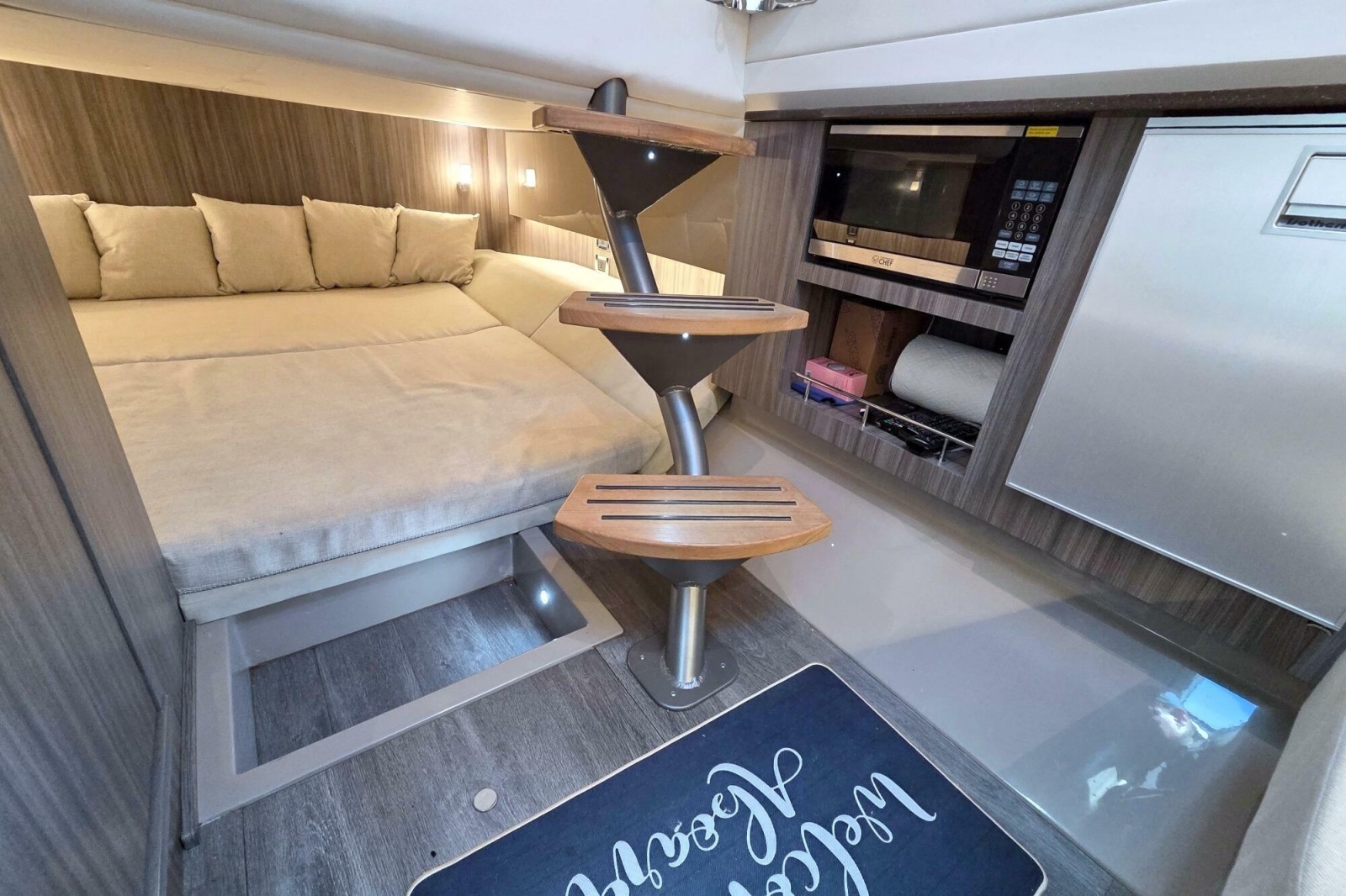 Kelly s Buoys 40ft Sea Ray Yacht For Sale