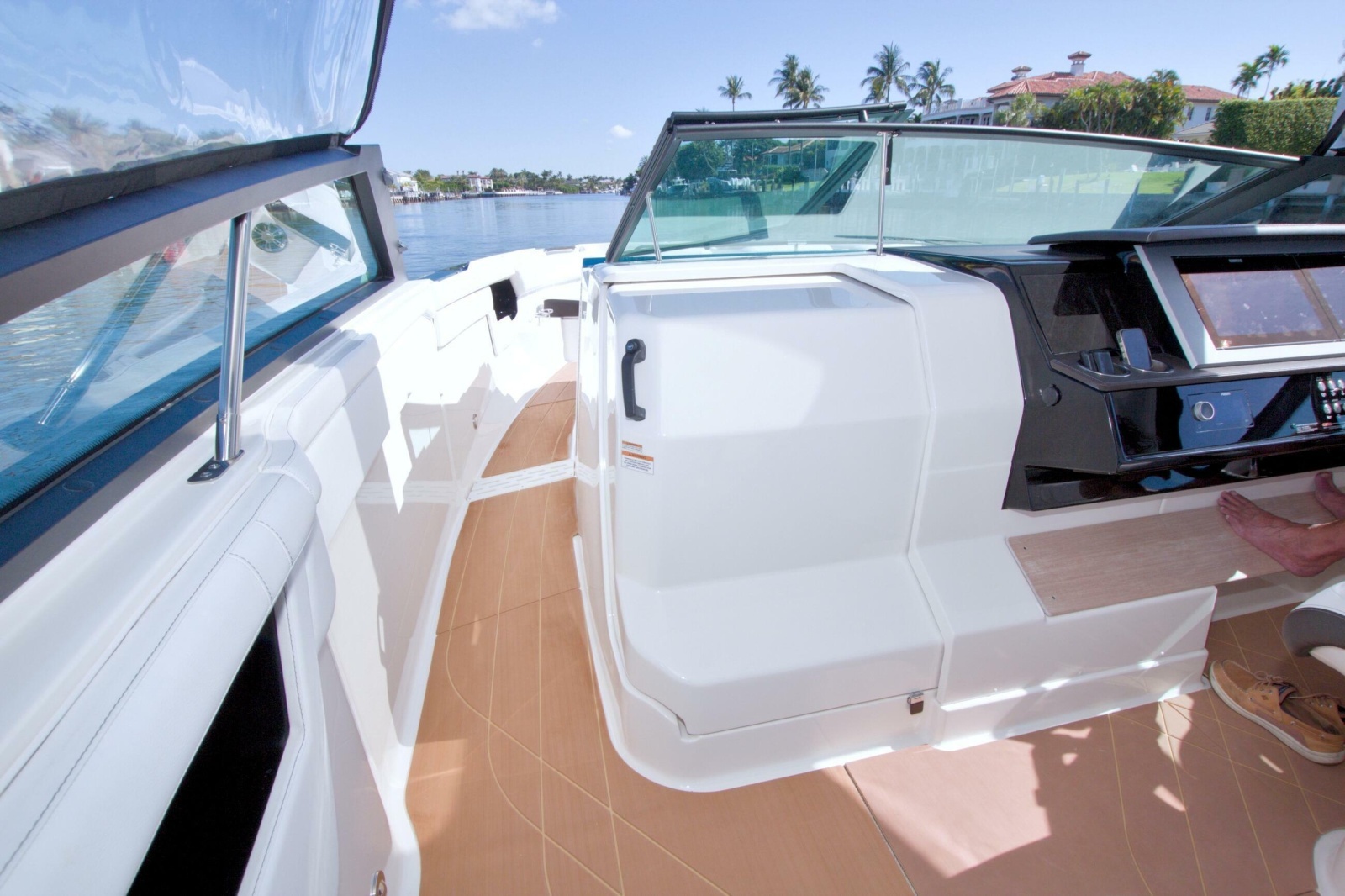 Kelly s Buoys 40ft Sea Ray Yacht For Sale
