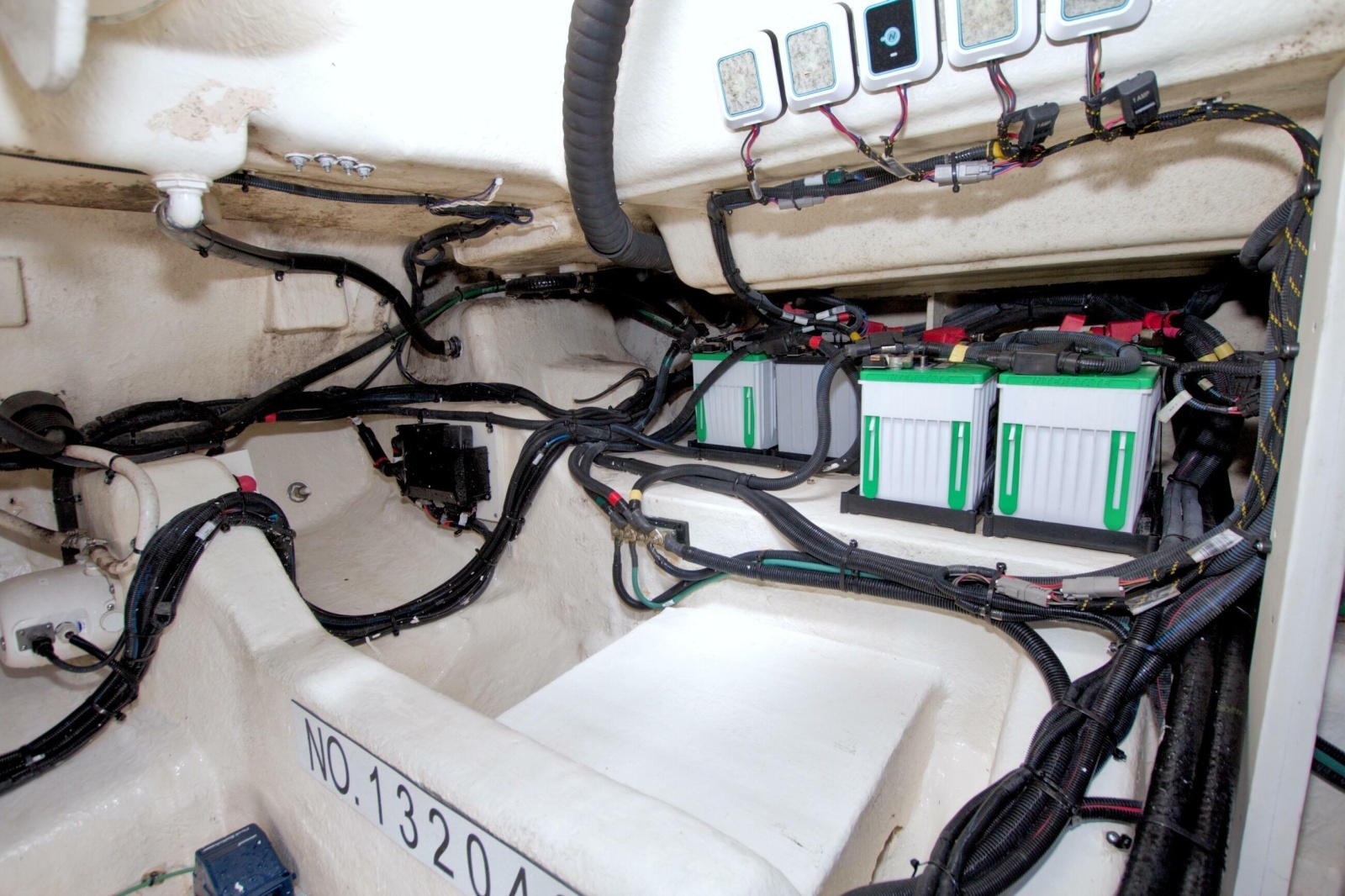 Kelly s Buoys 40ft Sea Ray Yacht For Sale