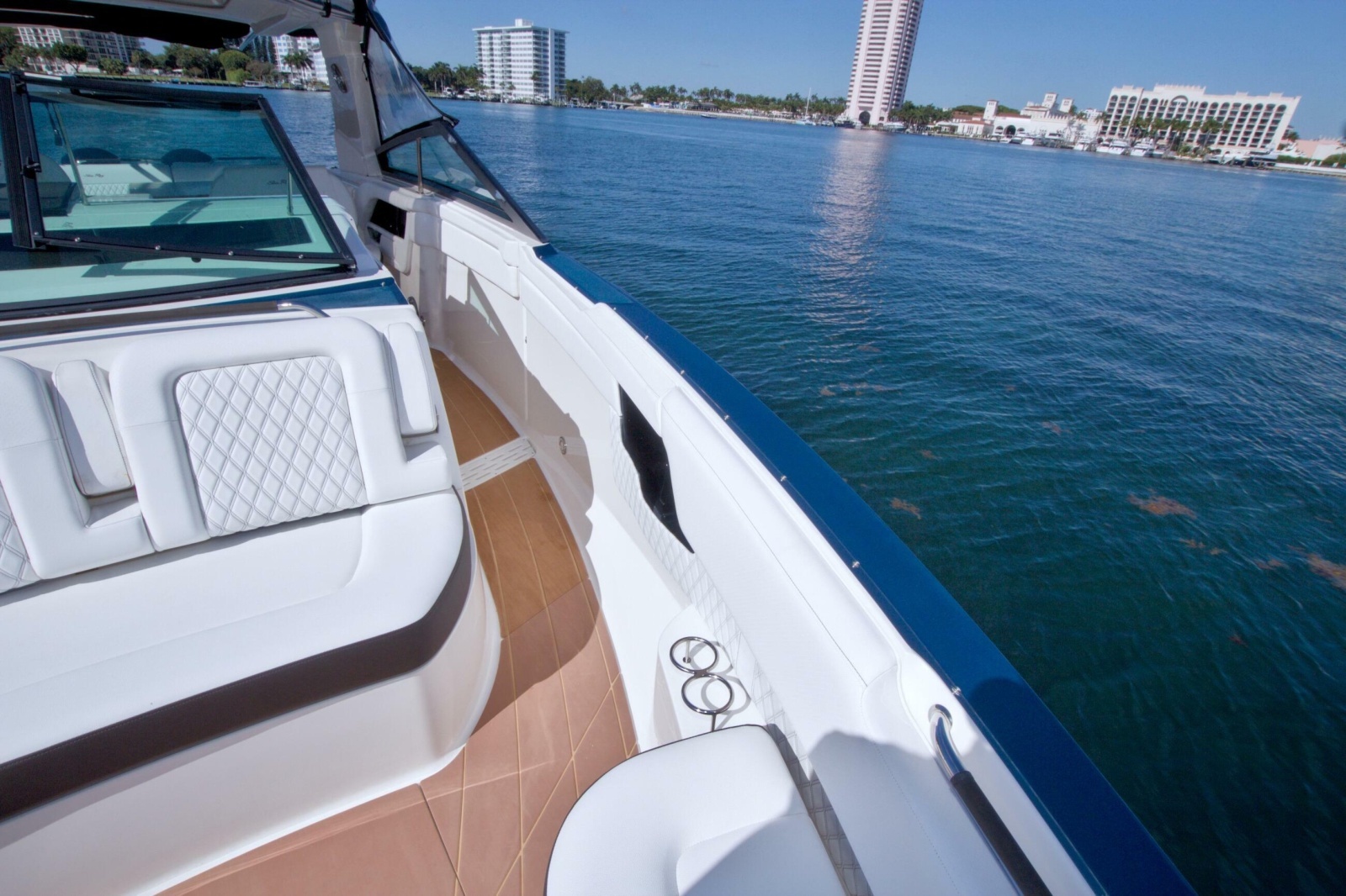 Kelly s Buoys 40ft Sea Ray Yacht For Sale