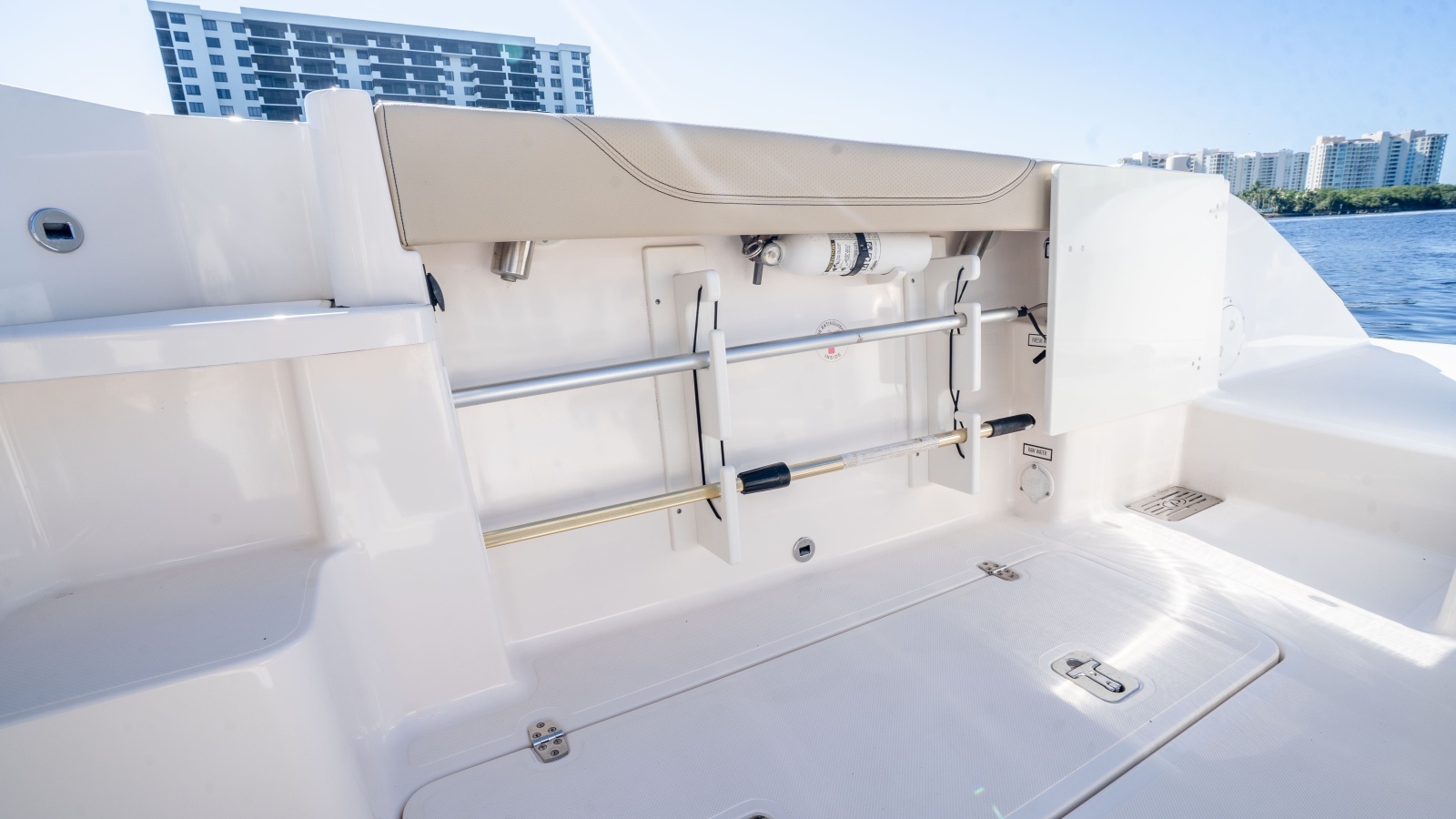 Offshore Asset 34ft Pursuit Yacht For Sale