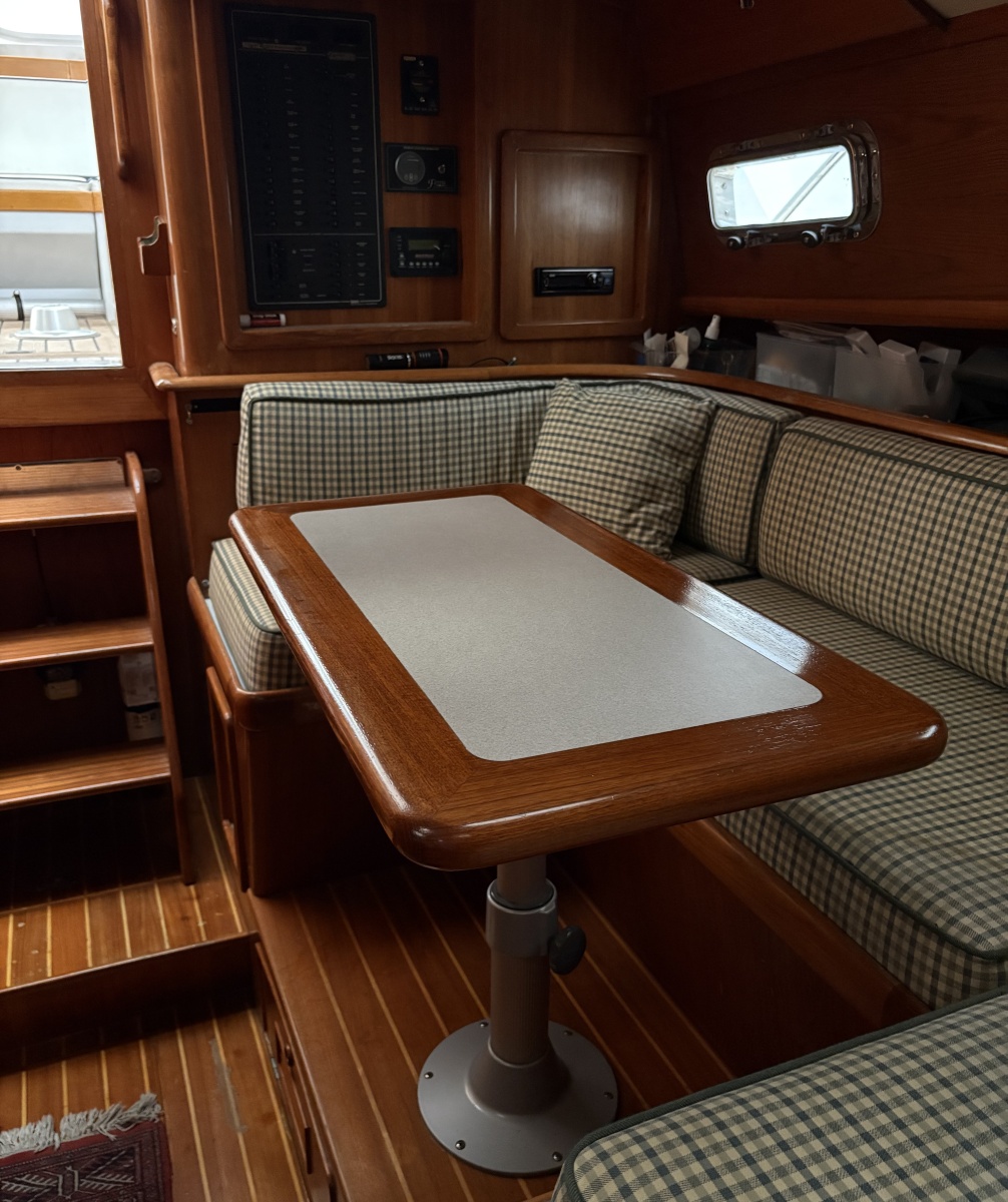 2000 Little Harbor 36 Express
