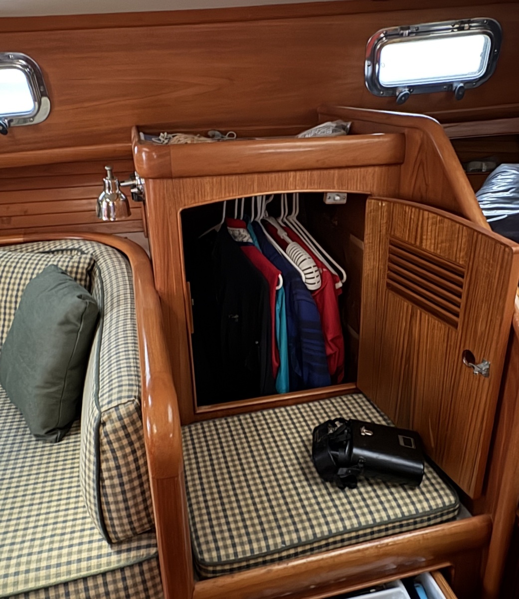 SIS 36ft Little Harbor Yacht For Sale