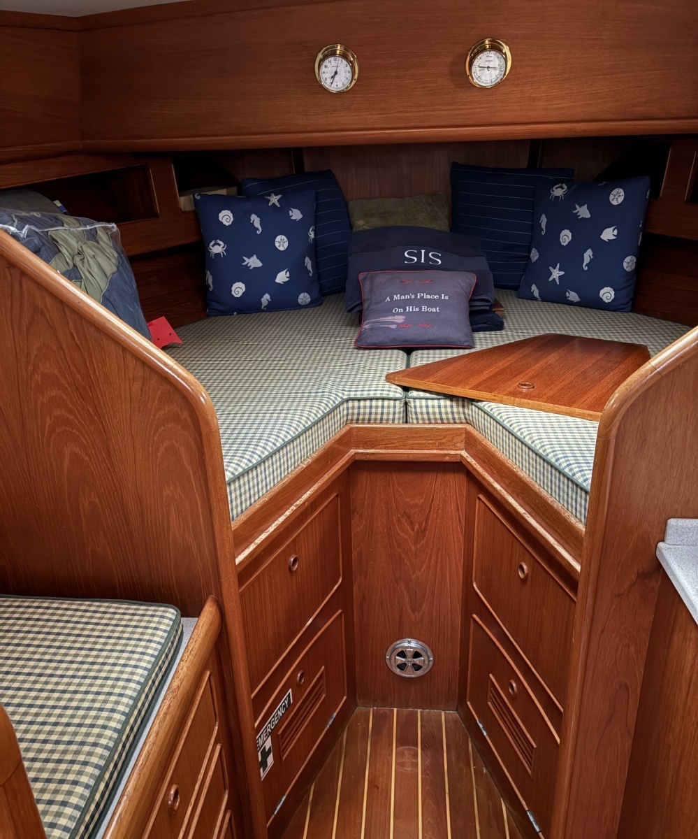 SIS 36ft Little Harbor Yacht For Sale