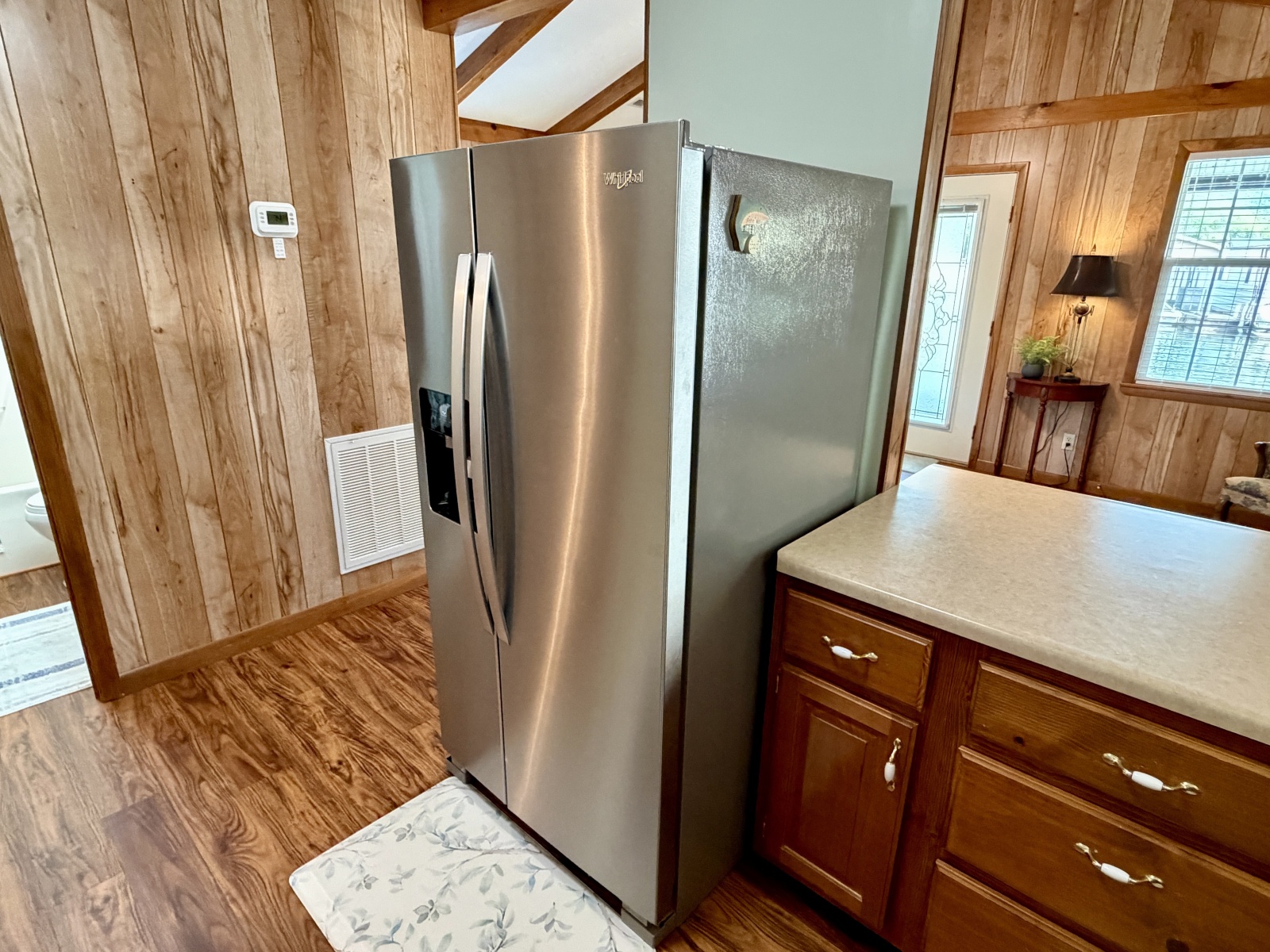 2002 Custom 20 x 53 Floating Cabin - Approx 999/sqft