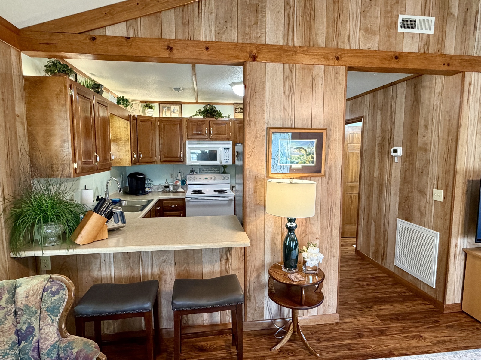 2002 Custom 20 x 53 Floating Cabin - Approx 999/sqft