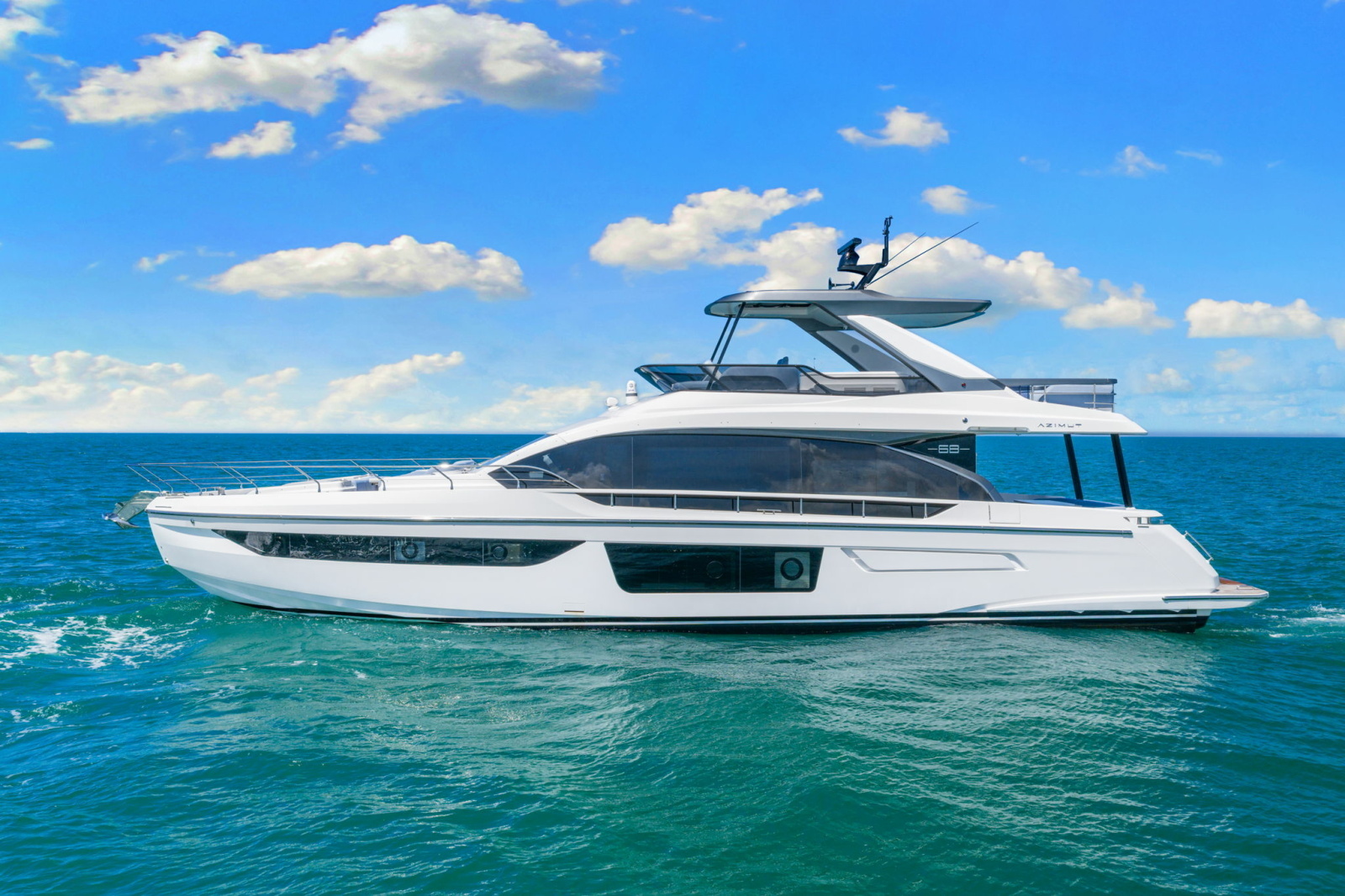 68ft Azimut Yacht For Sale