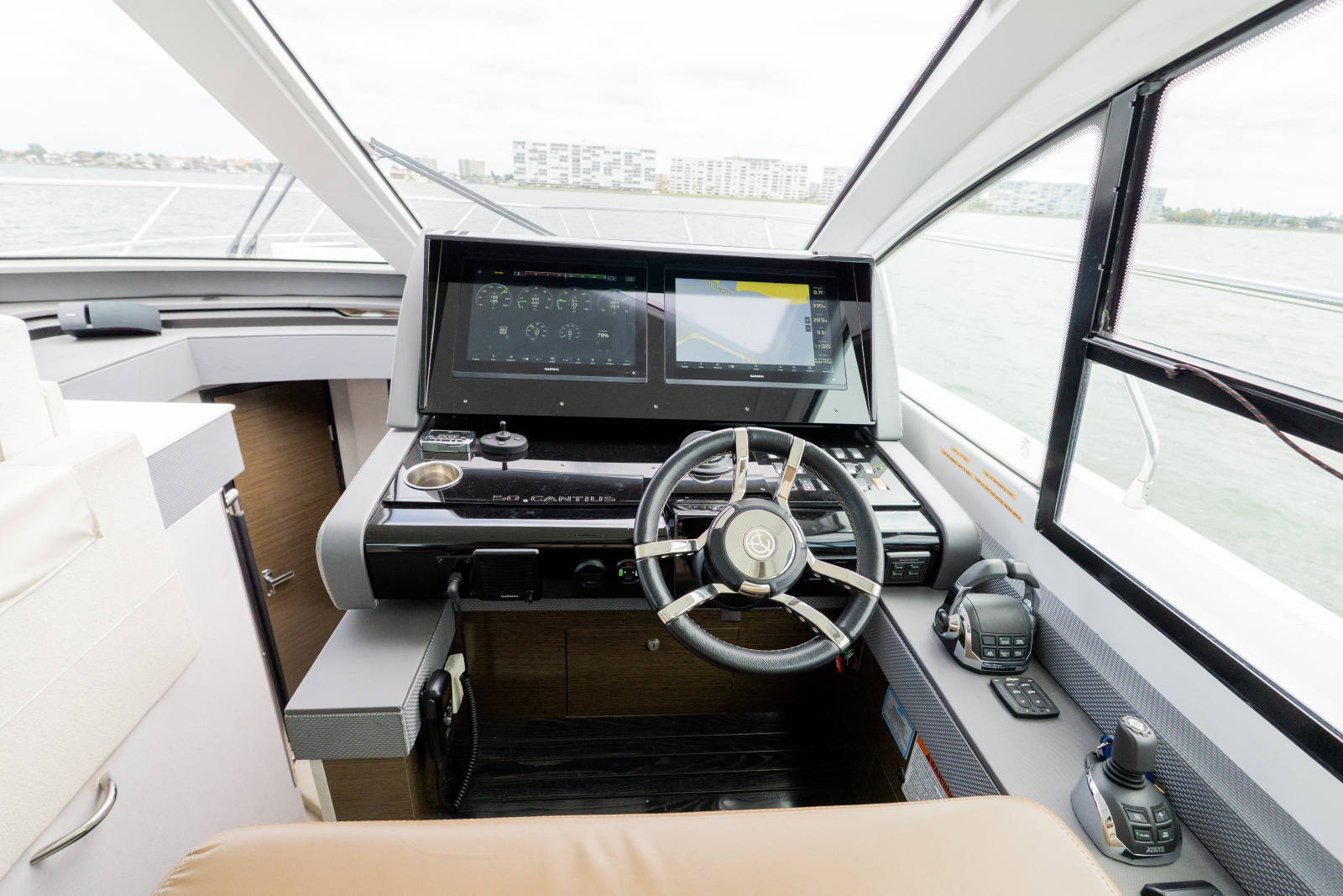50ft Cruisers Yachts Yacht For Sale