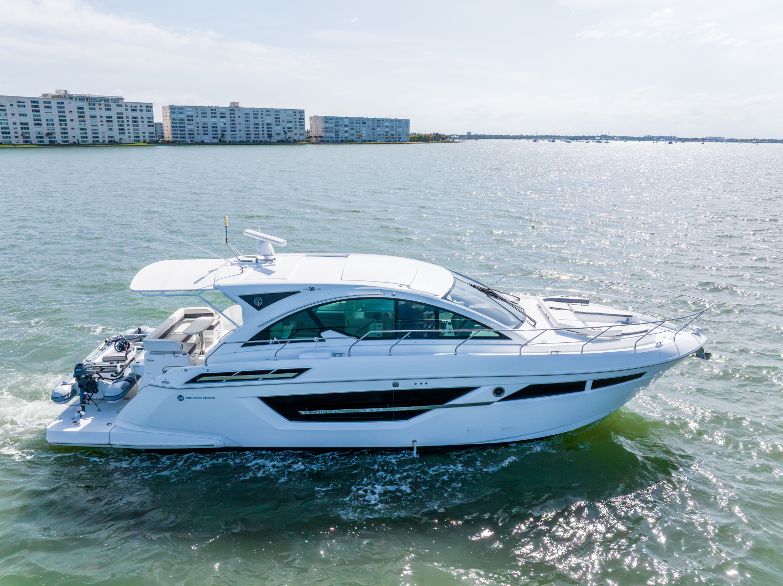 2018 Cruisers Yachts 50 CANTIUS