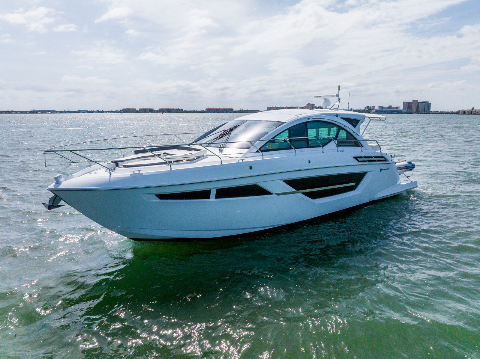 2018 Cruisers Yachts 50 CANTIUS