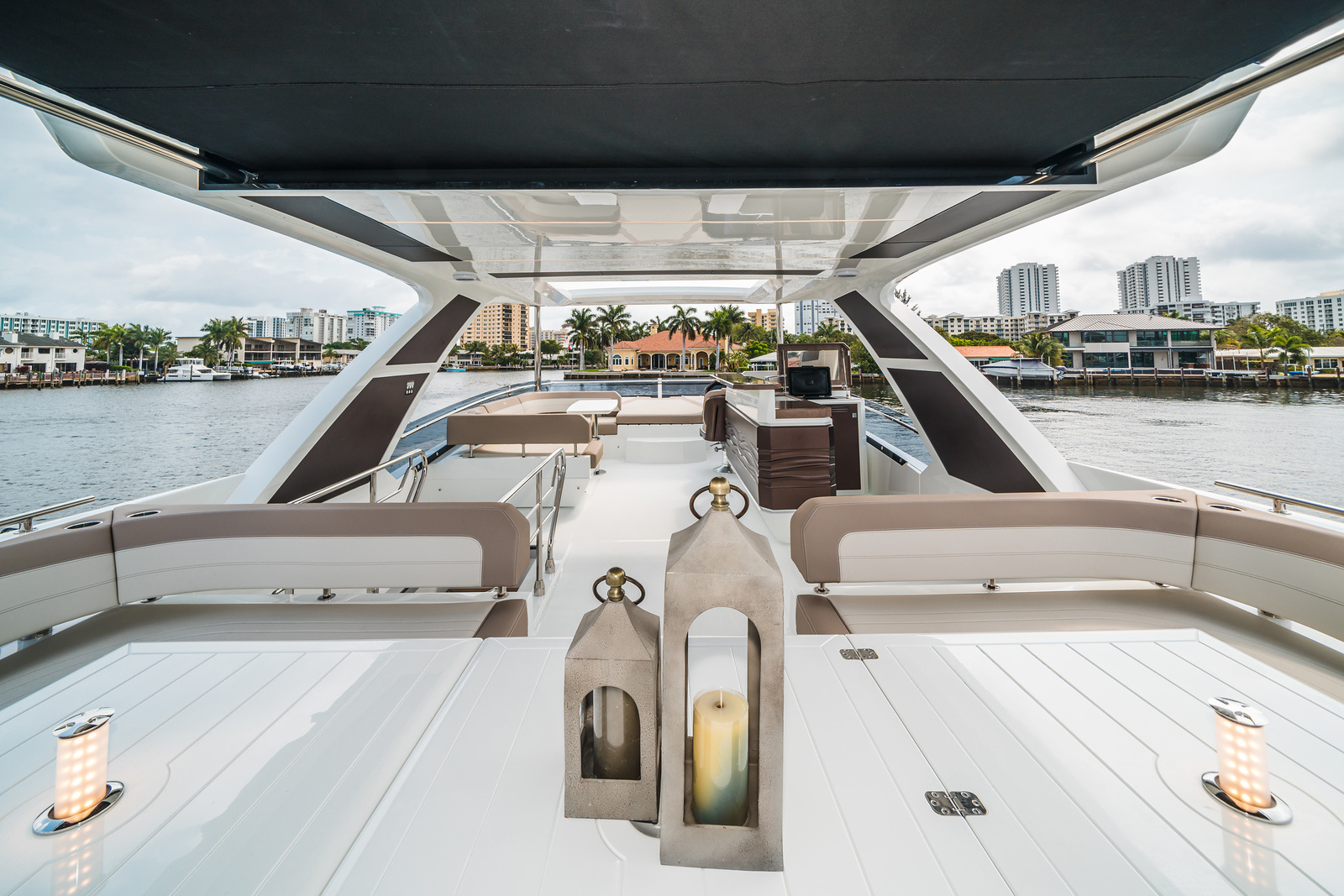 68ft Galeon Yacht For Sale