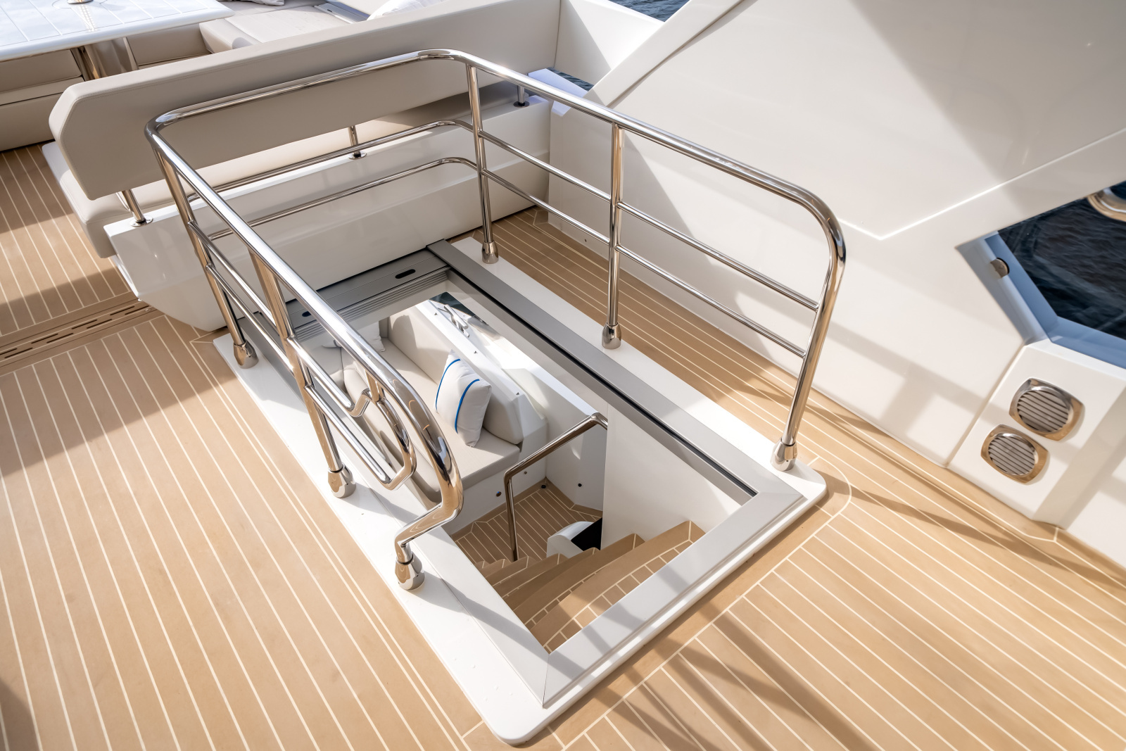 68ft Galeon Yacht For Sale
