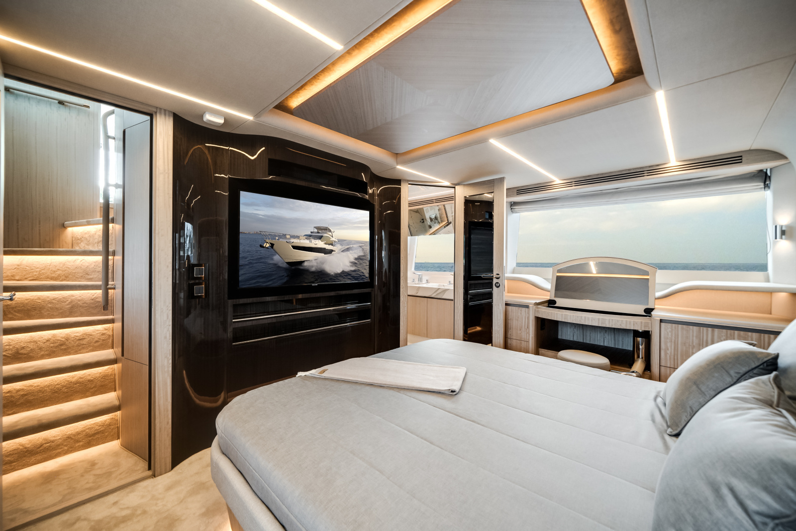 68ft Galeon Yacht For Sale