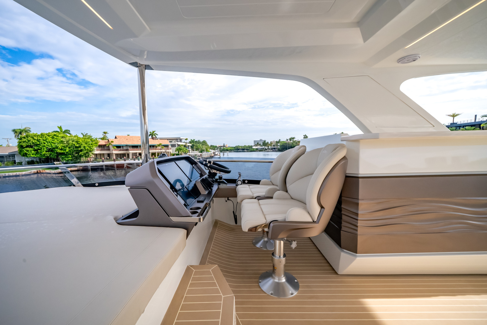 68ft Galeon Yacht For Sale
