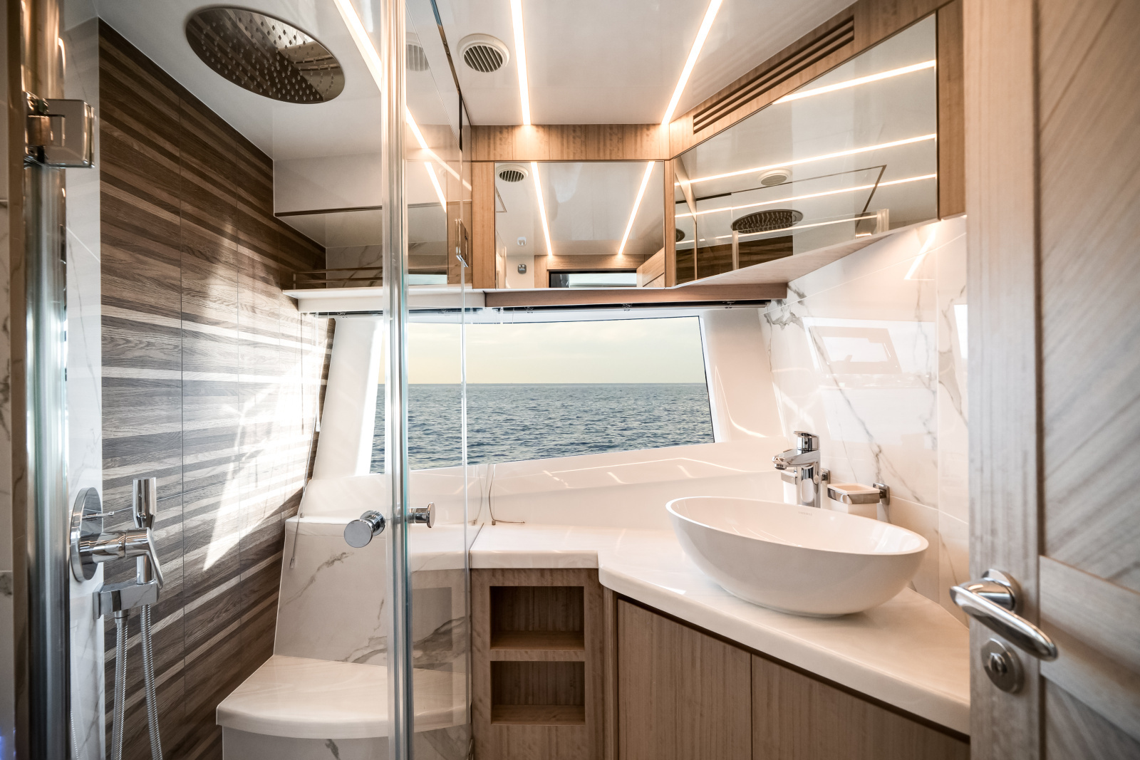 68ft Galeon Yacht For Sale