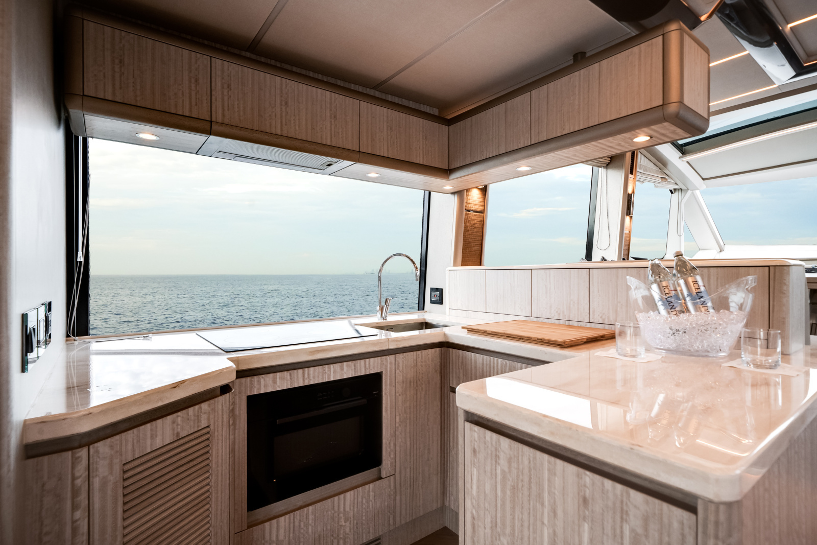 68ft Galeon Yacht For Sale