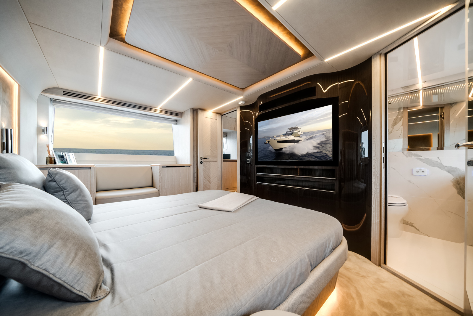 68ft Galeon Yacht For Sale