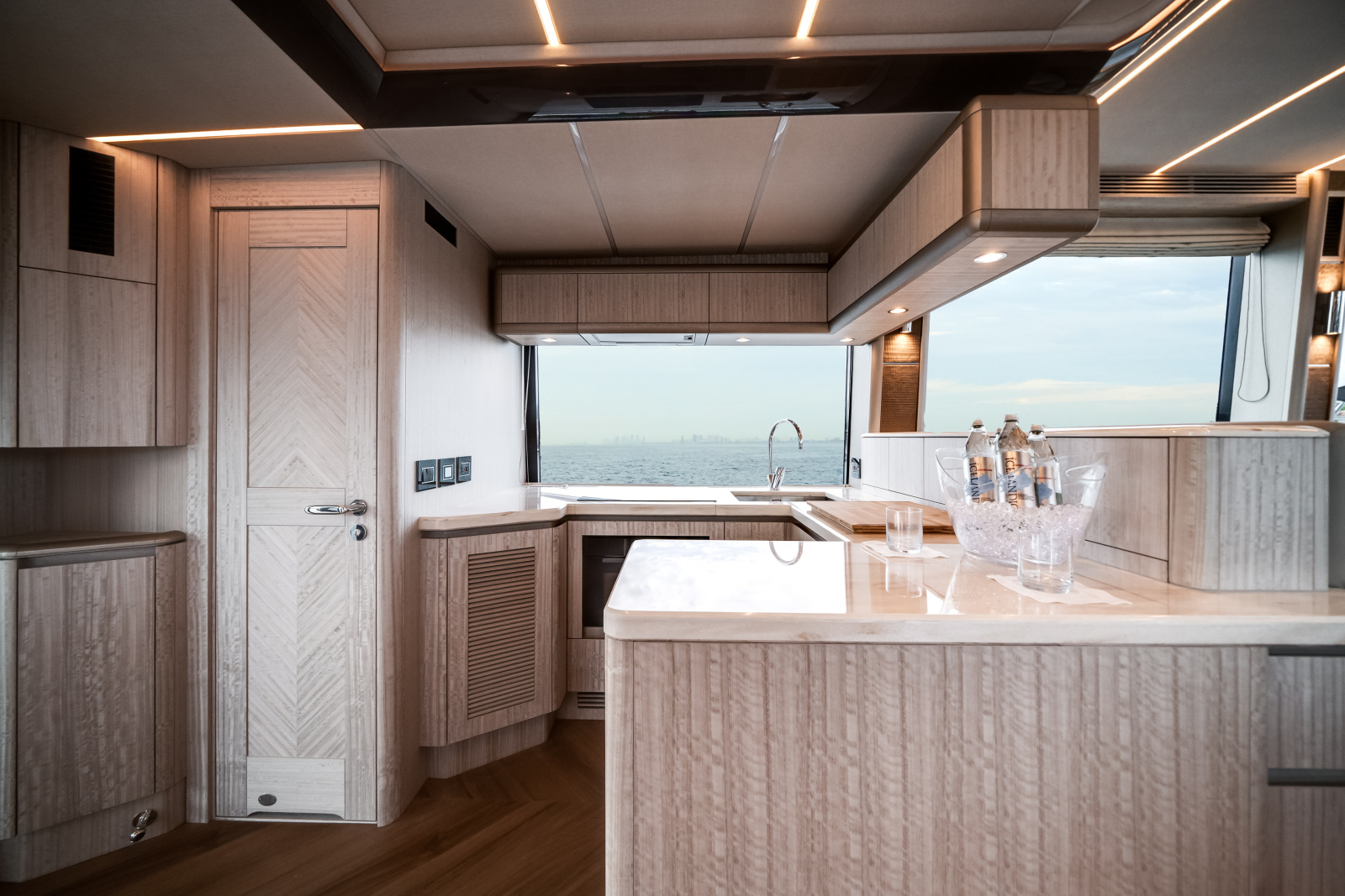 68ft Galeon Yacht For Sale