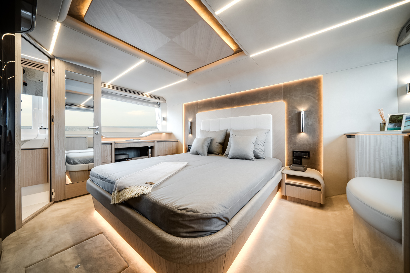 68ft Galeon Yacht For Sale