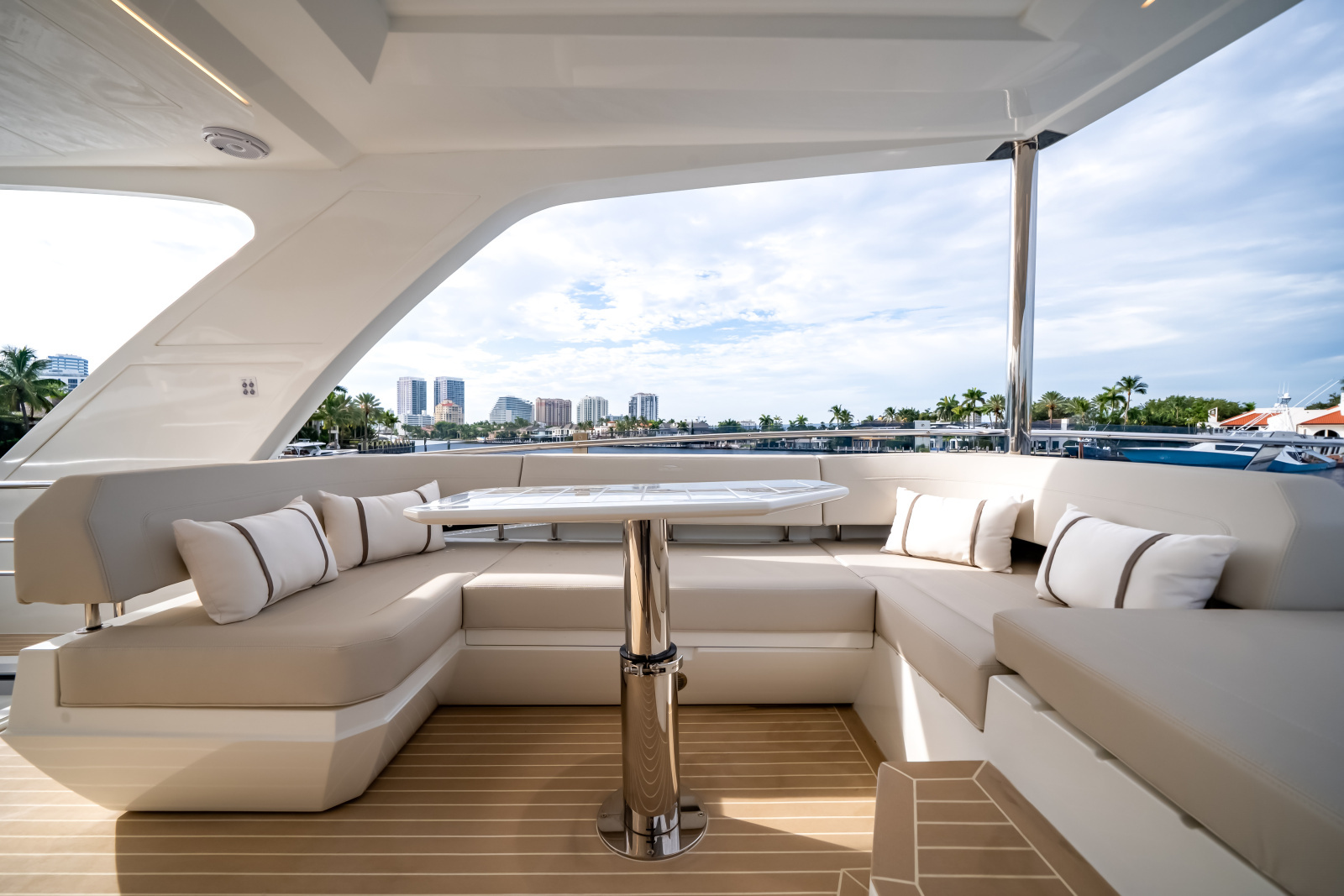 68ft Galeon Yacht For Sale