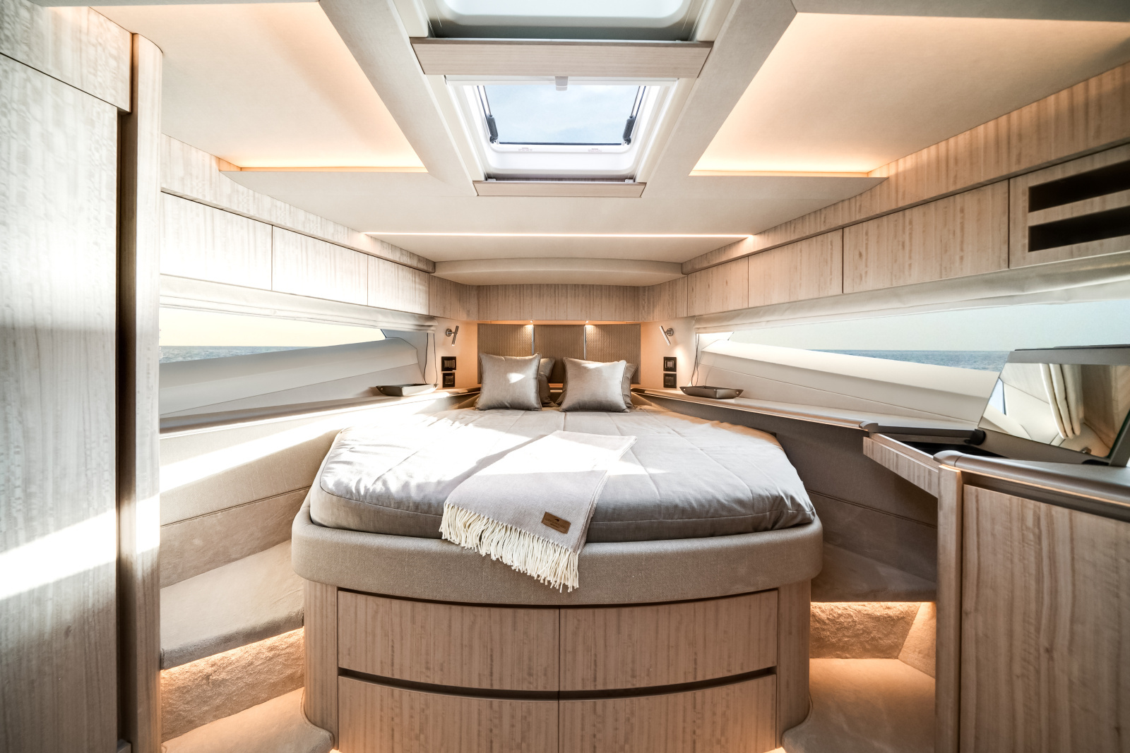 68ft Galeon Yacht For Sale