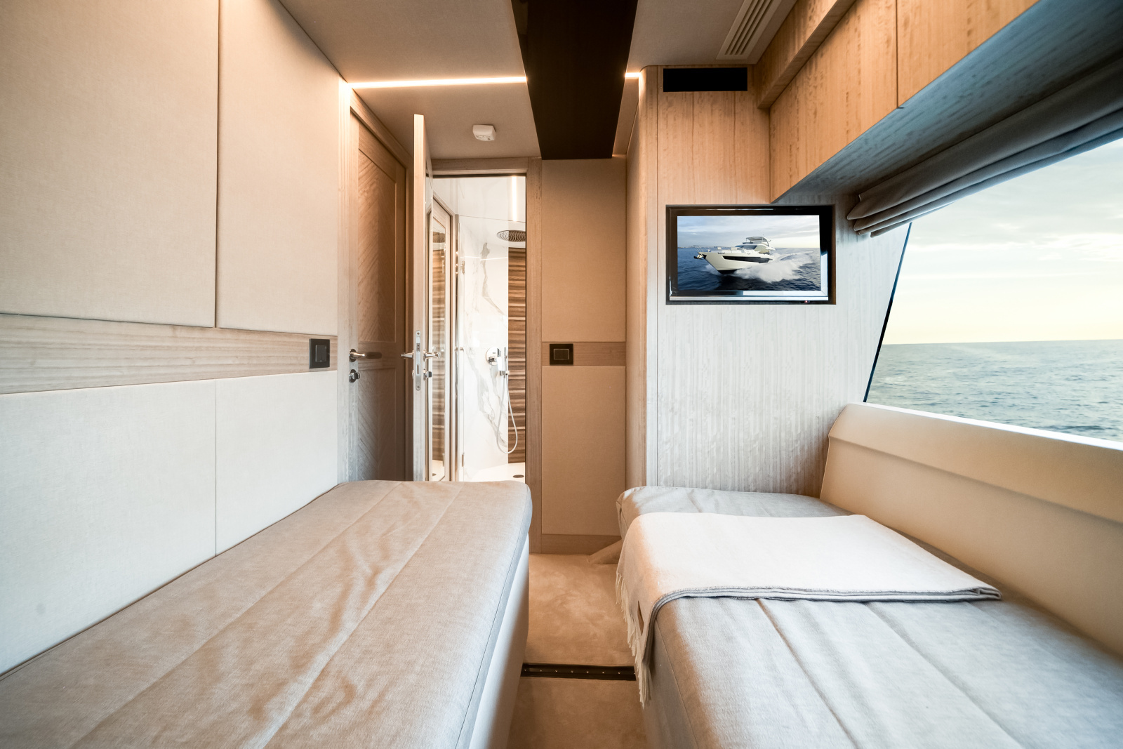68ft Galeon Yacht For Sale