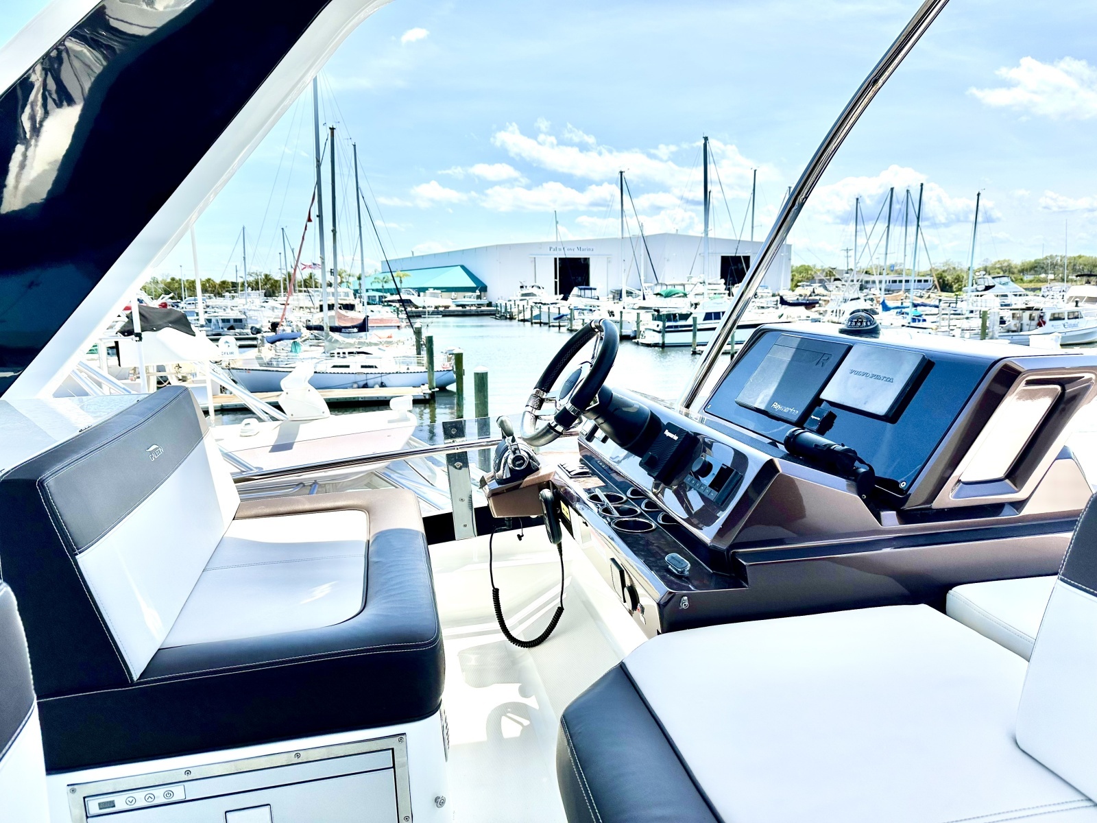 50ft Galeon Yacht For Sale