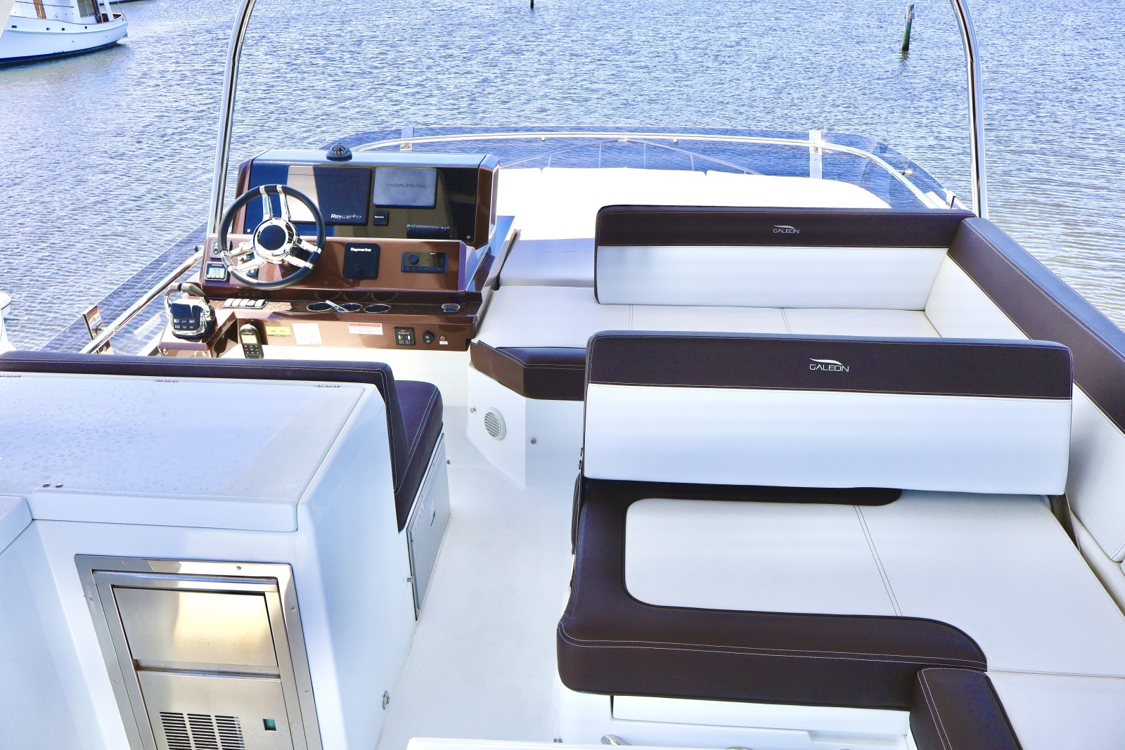 50ft Galeon Yacht For Sale