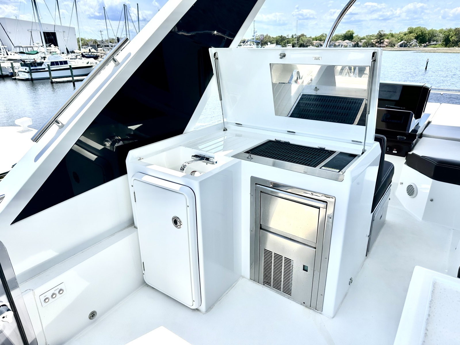 50ft Galeon Yacht For Sale