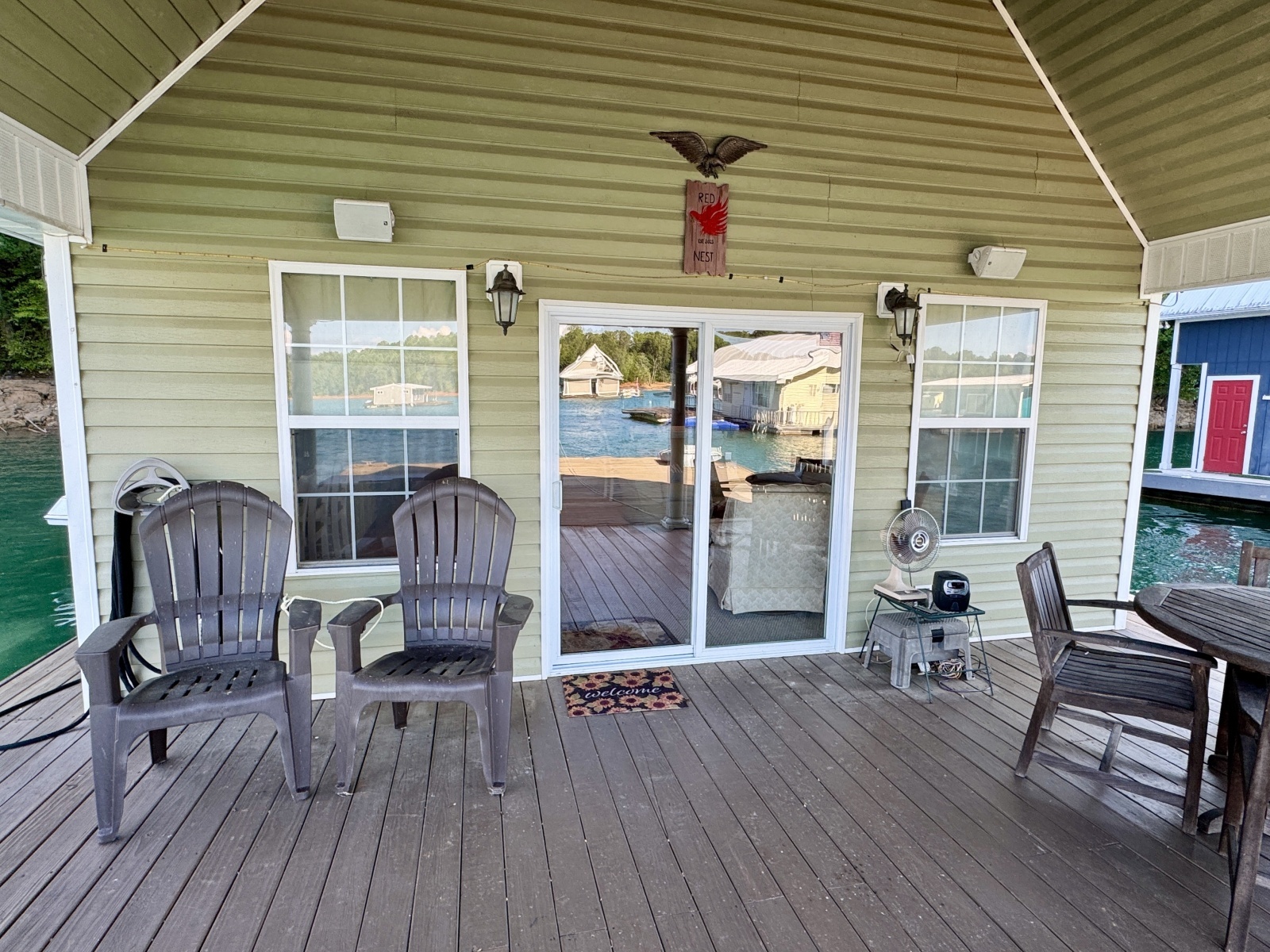 2006 Custom 20 x 43 Floating Cabin - Approx 812sqft